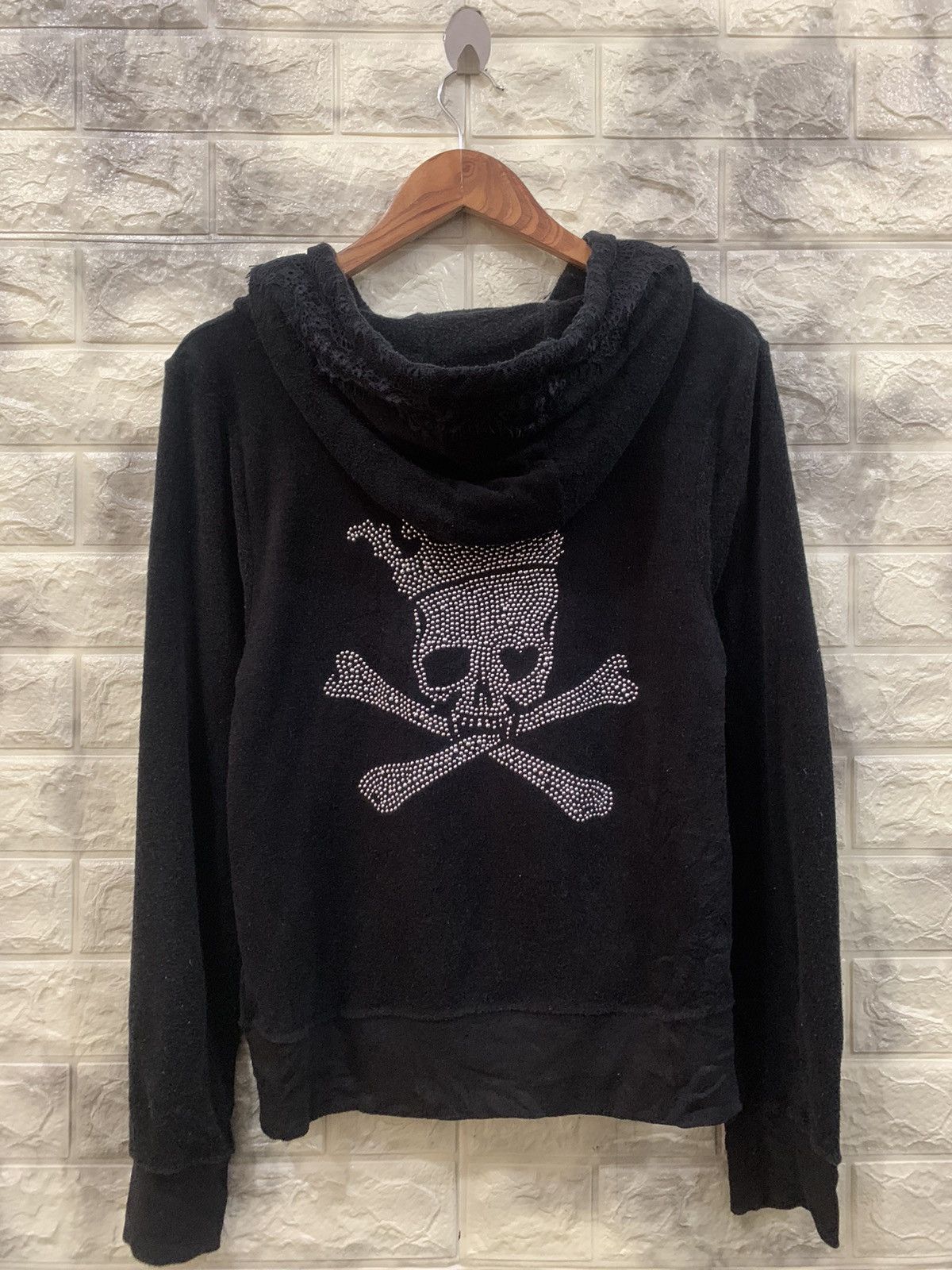 image of Sakhr By Roen Black Hoodie, Men's (Size Medium)