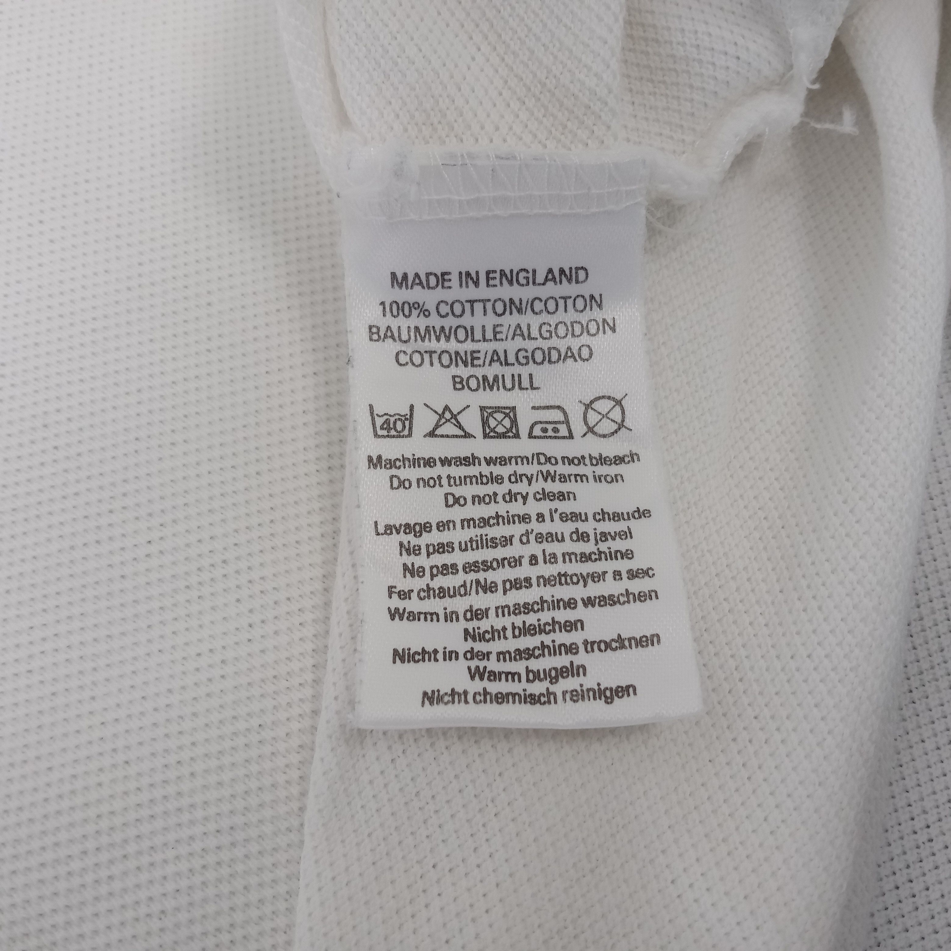 Burberry × Vintage Burberry Small Logo Design Polos Shirt Size US L / EU 52-54 / 3 - 4 Thumbnail