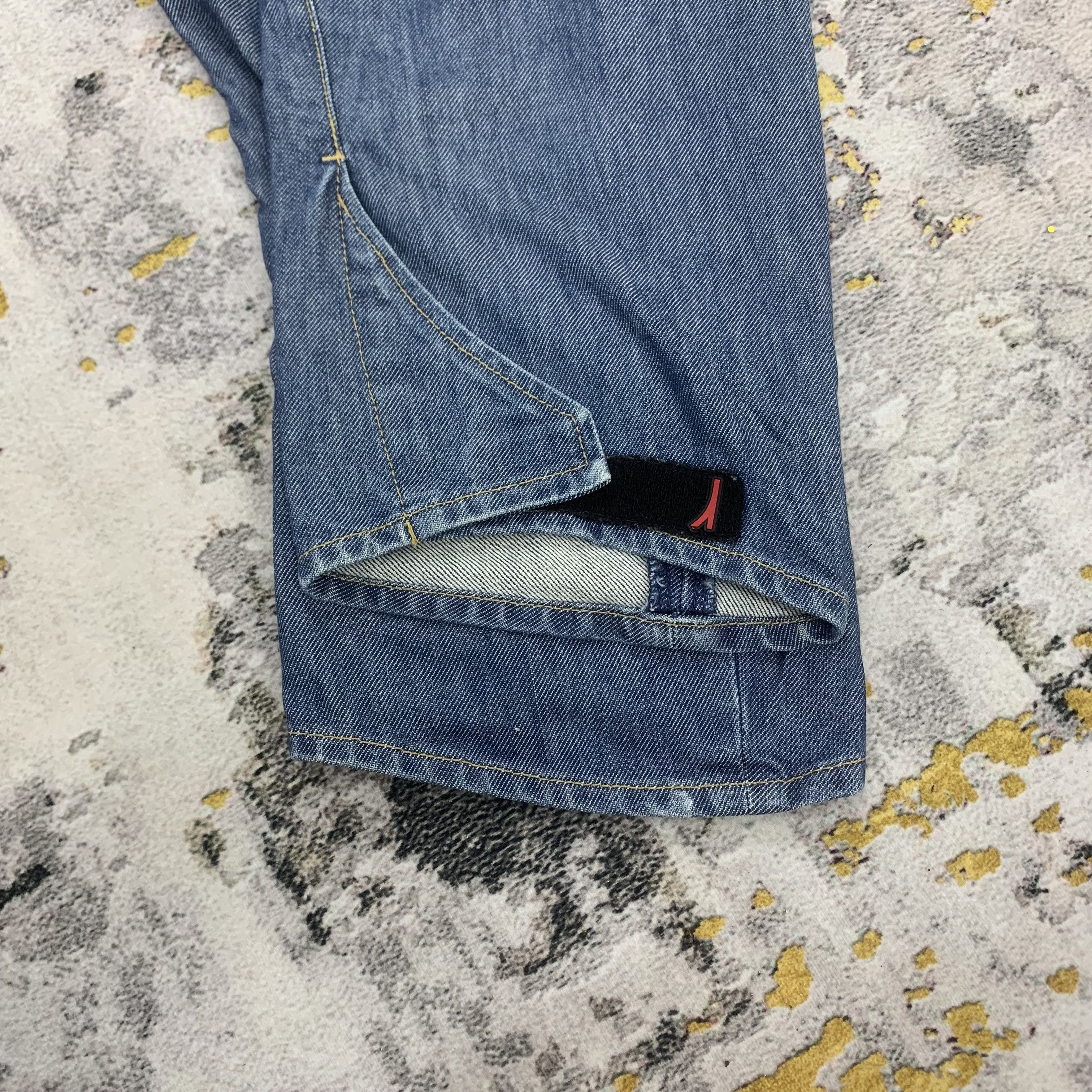 Levi's Levis Engineered Jeans Cropped High Waist Jeans Ankle Snap Size US 29 - 8 Thumbnail