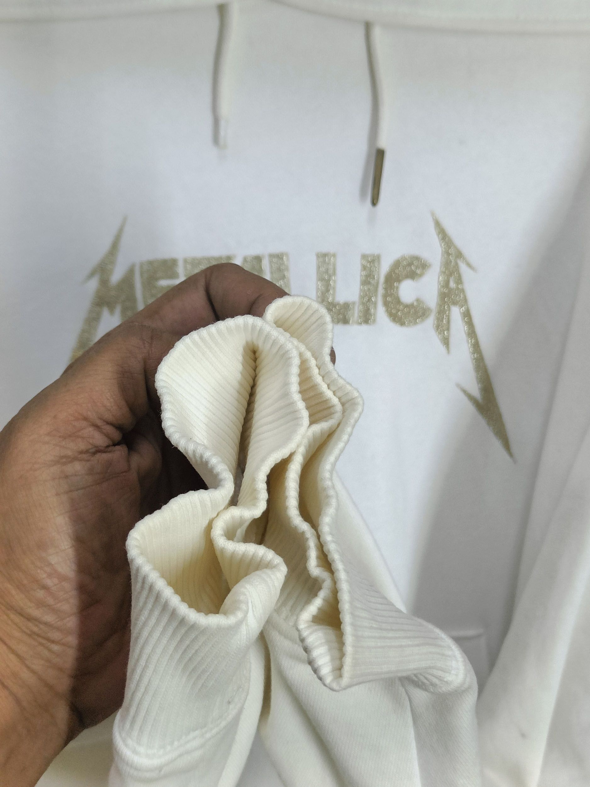 Band Tees × GU × Japanese Brand GU x Metallica Golden Thread Embroidery Hoodie Size US XL / EU 56 / 4 - 4 Thumbnail
