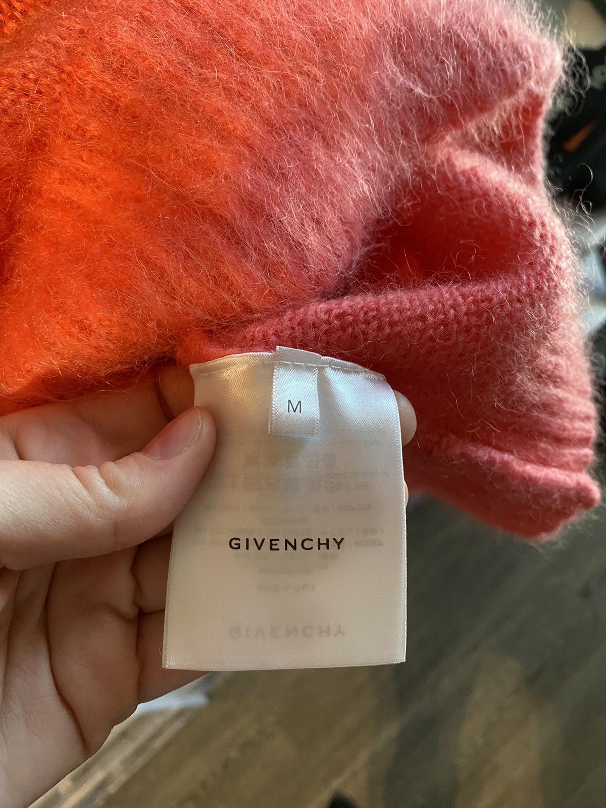 Givenchy Sweater in all-over GIVENCHY intarsia mohair size M Size US M / EU 48-50 / 2 - 6 Thumbnail