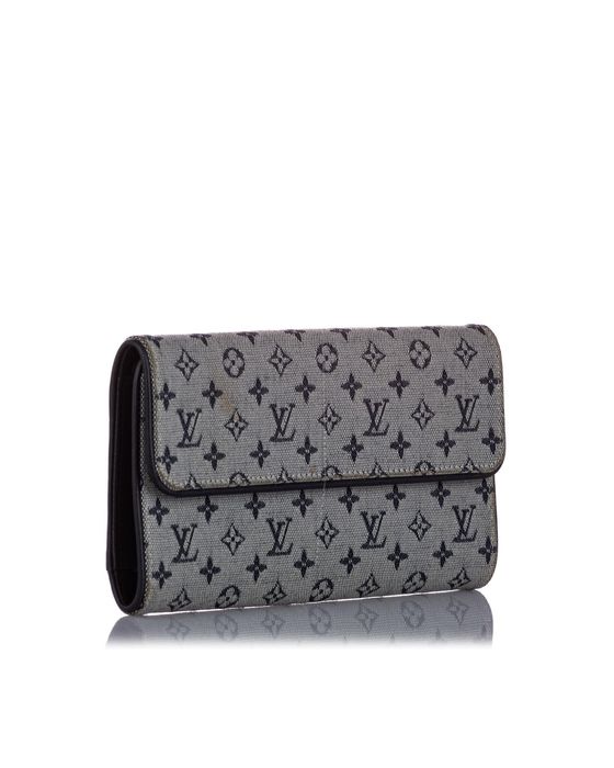 Louis Vuitton Black Monogram Mini Lin Porte-Tresor International Wallet -  Yoogi's Closet