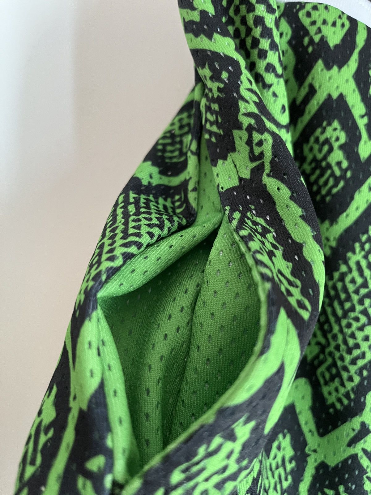 Psychworld Psychworld Green Mesh Snake Basketball Shorts XL Size US 36 / EU 52 - 7 Thumbnail
