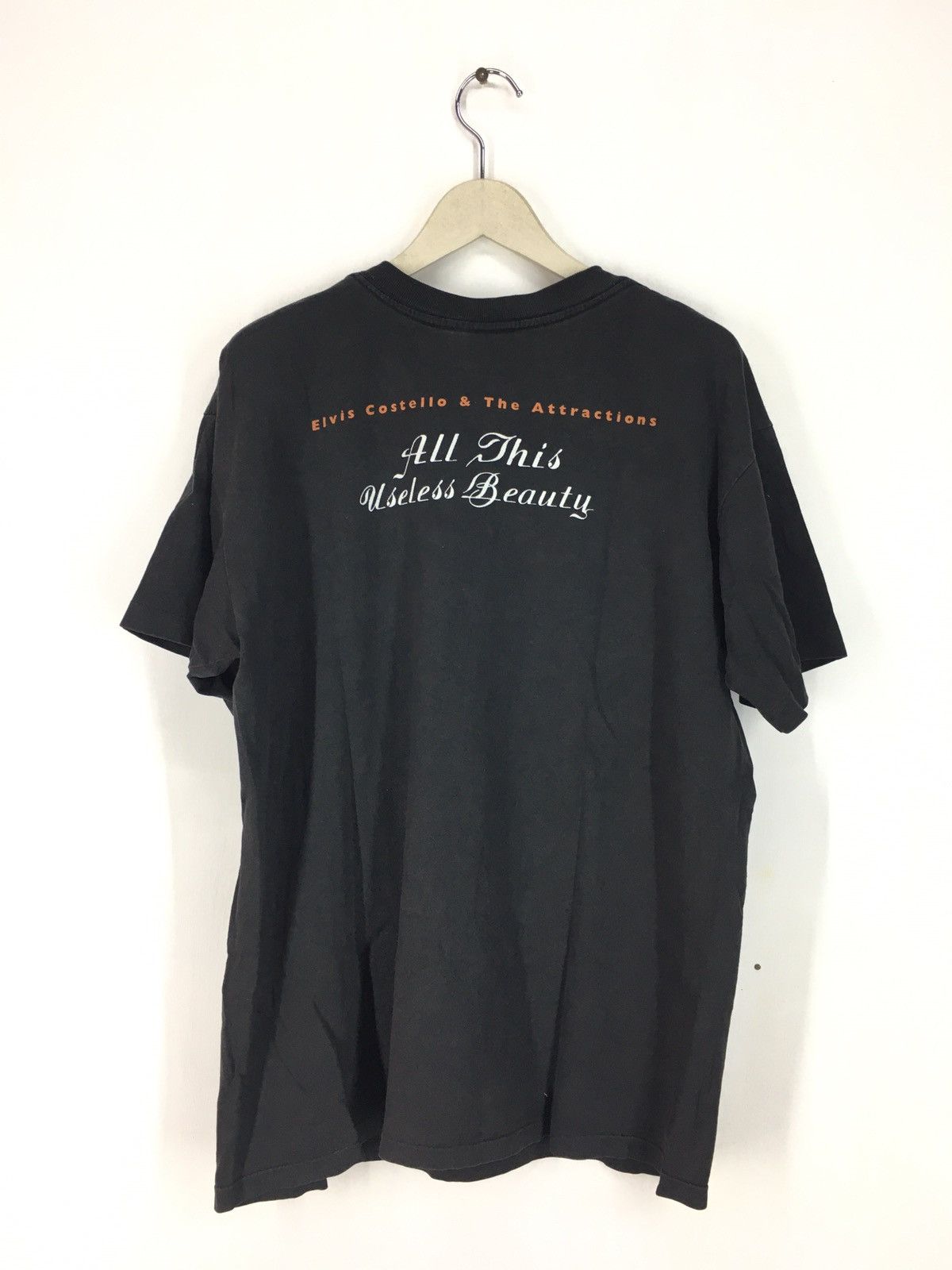 Band Tees Vtg Elvis Costello & The Attractions All This Useless Beauty Size US L / EU 52-54 / 3 - 2 Thumbnail