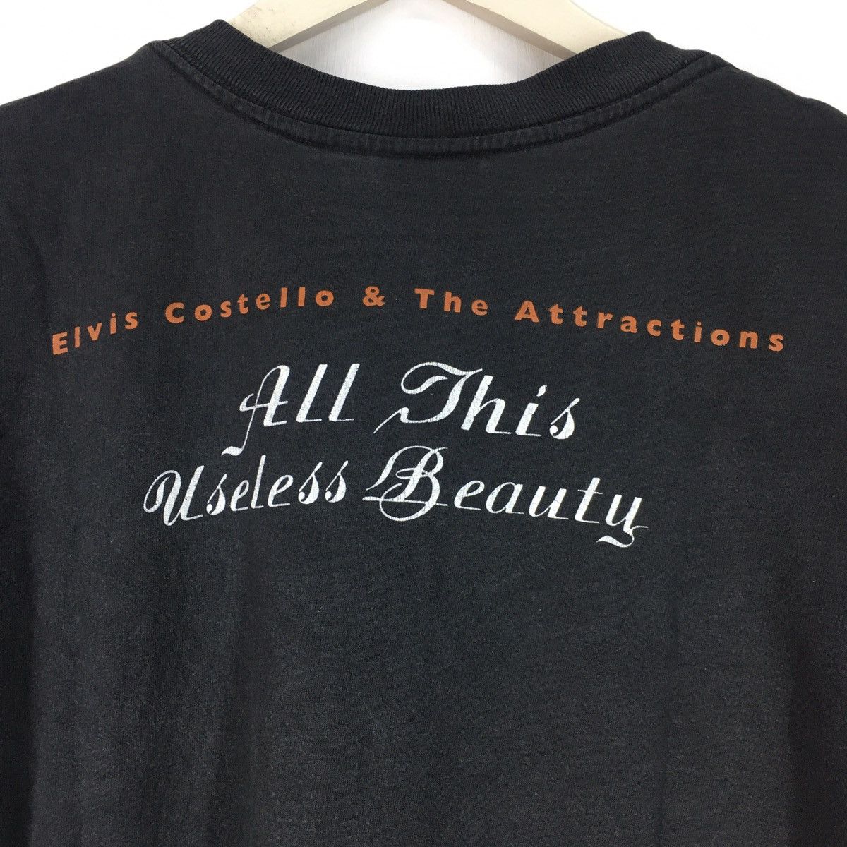 Band Tees Vtg Elvis Costello & The Attractions All This Useless Beauty Size US L / EU 52-54 / 3 - 5 Thumbnail