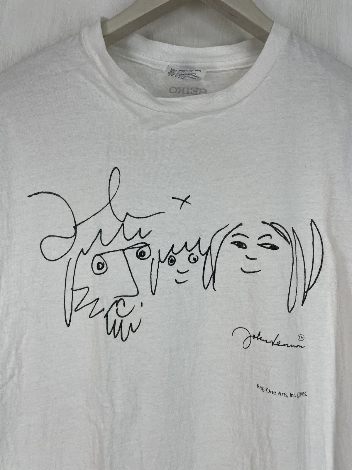 Band Tees Vintage 80s Bag One Art John Lenon Seiko t shirt Size US L / EU 52-54 / 3 - 3 Thumbnail