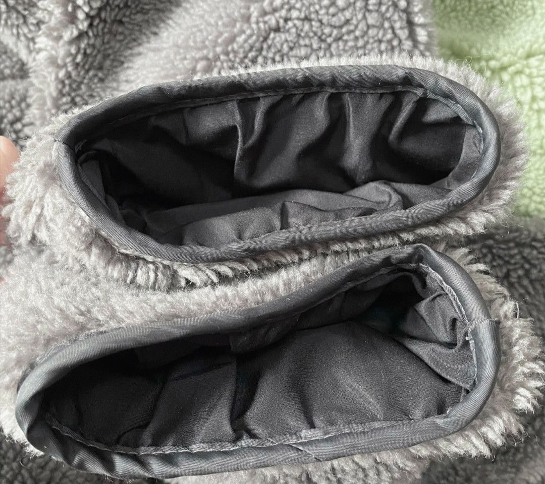 Far Afield Far archive grey-green paneled fleece lamb fleece Size US S / EU 44-46 / 1 - 4 Thumbnail