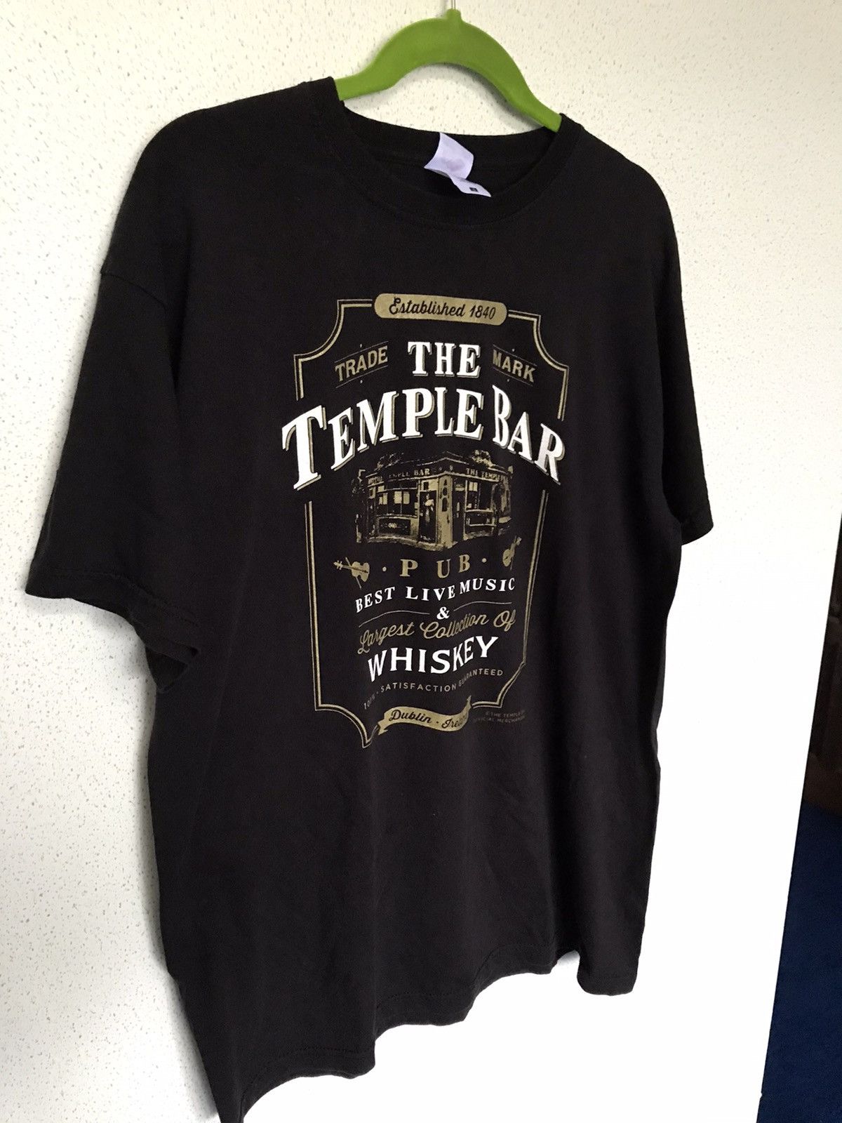 Fruit Of The Loom Fruit Of The Loom The Temple Bar Shirt Size US L / EU 52-54 / 3 - 7 Thumbnail