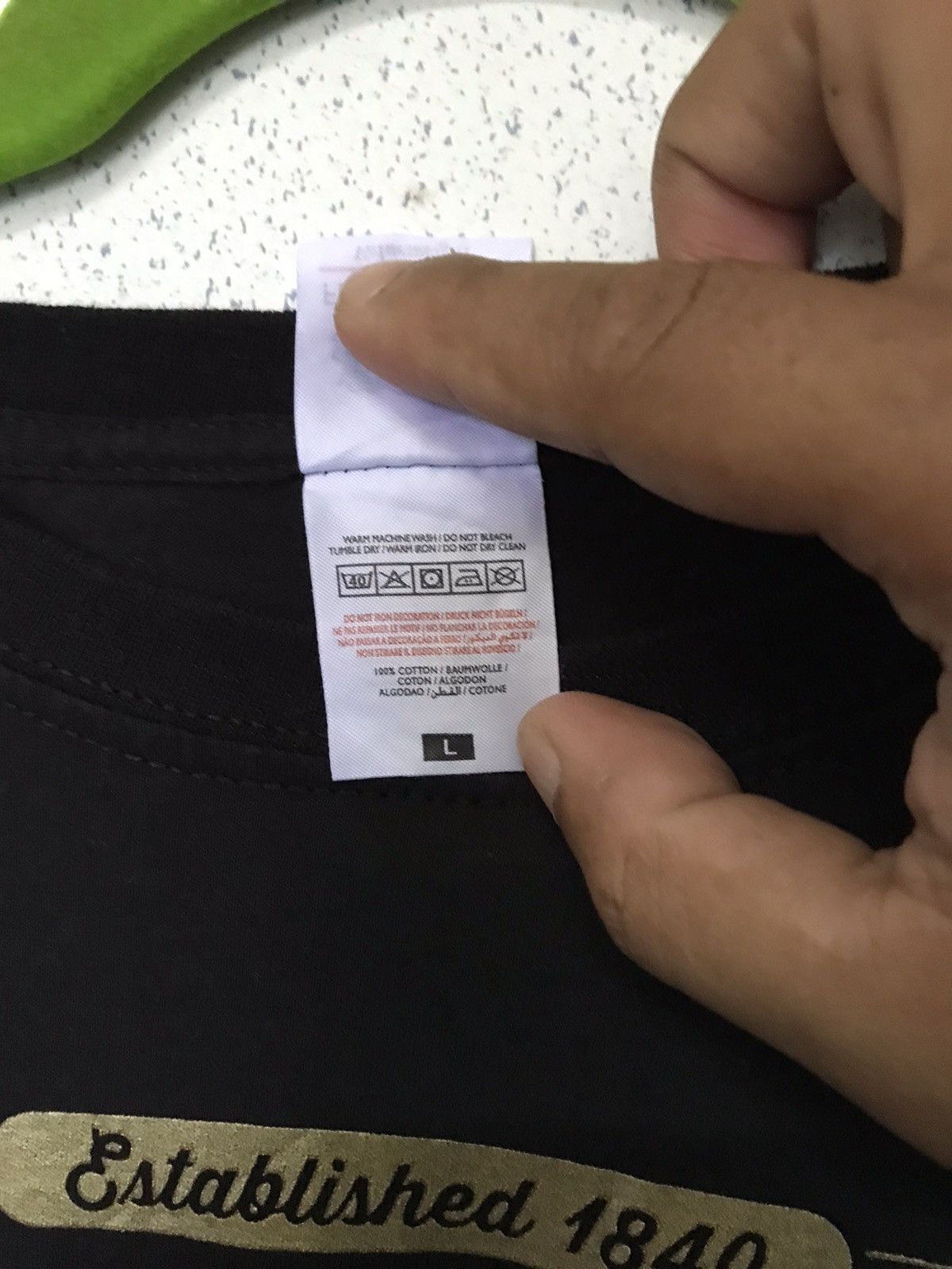 Fruit Of The Loom Fruit Of The Loom The Temple Bar Shirt Size US L / EU 52-54 / 3 - 5 Thumbnail