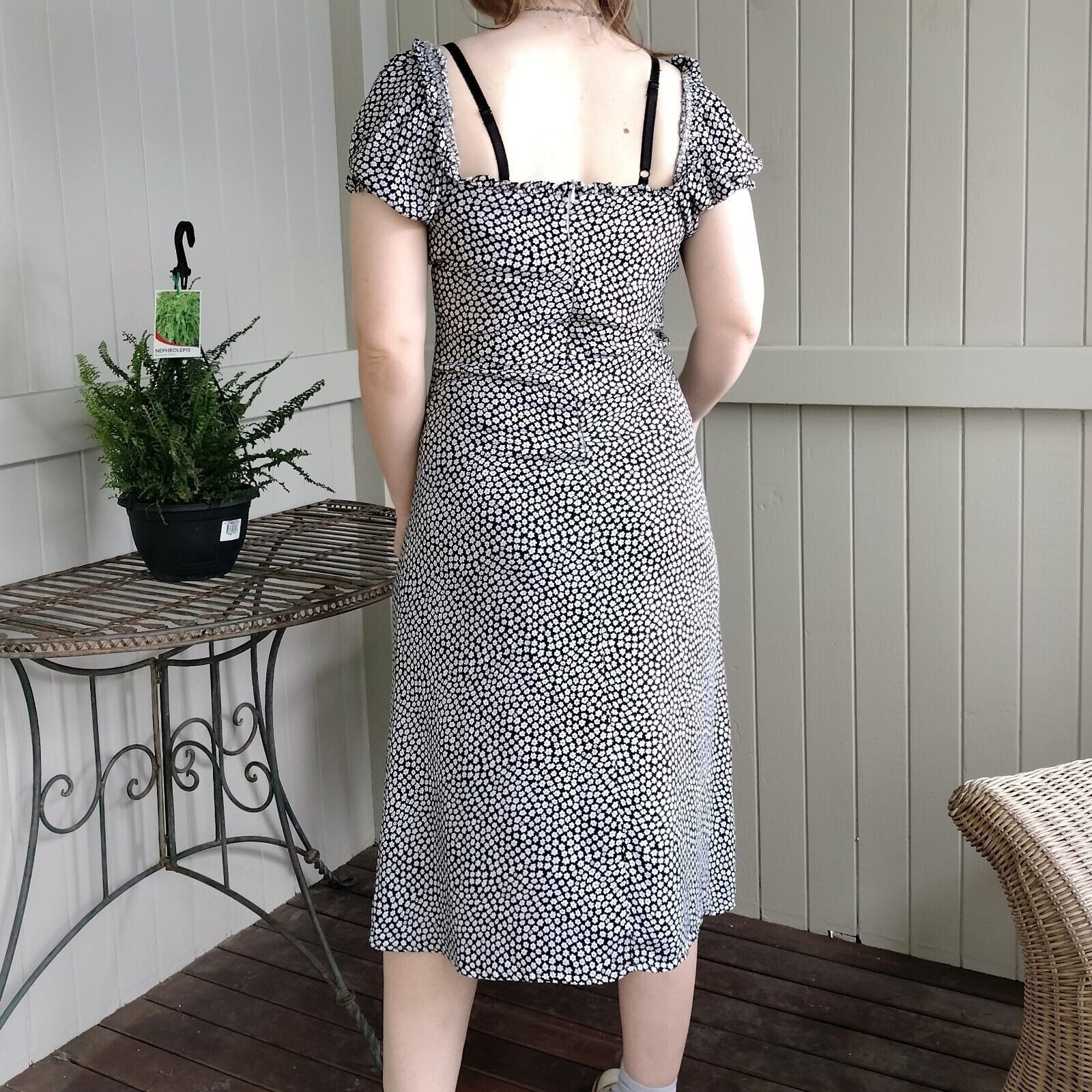 Other Slide Show Size 10 Dress Black White Floral Milkmaid Size M / US 6-8 / IT 42-44 - 3 Thumbnail