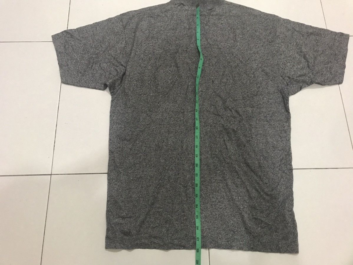 Givenchy 90’s Old Stock Givenchy Center Logo Emboidery Tee Size US S / EU 44-46 / 1 - 7 Thumbnail