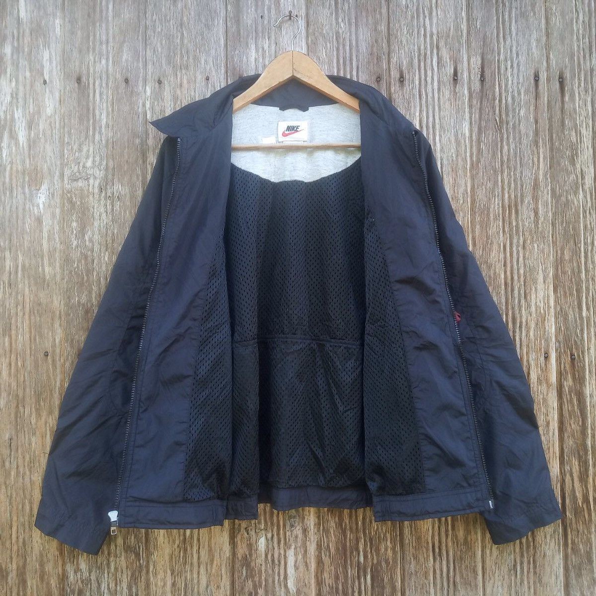 Nike Vintage Nike Swoosh Logo Zipper Jacket Grey Tag Nike ACG Size US L / EU 52-54 / 3 - 3 Thumbnail