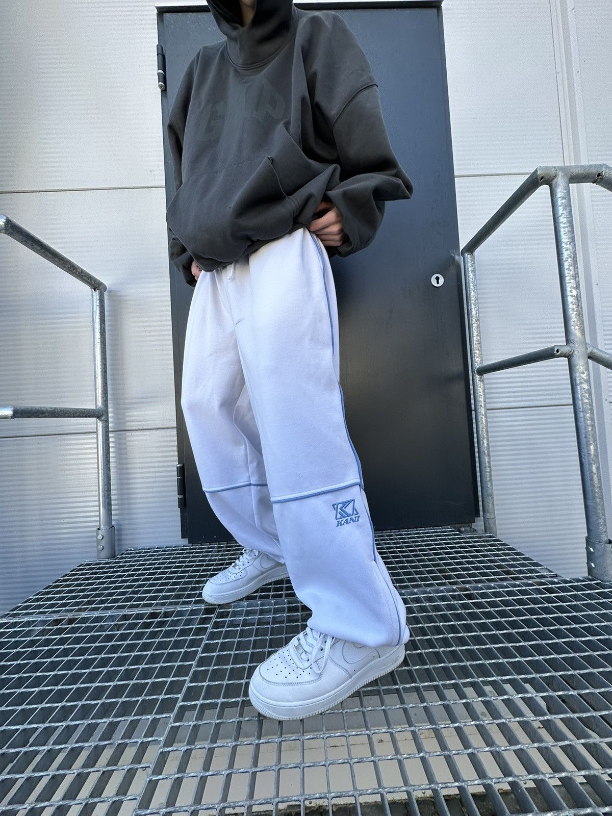 image of Karl Kani Sweatpants in White, Men's (Size 36)