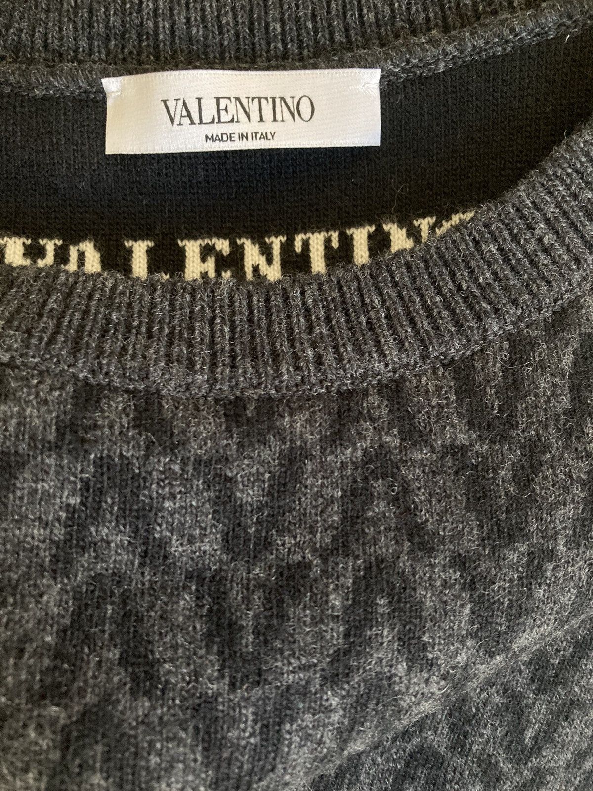 Valentino intarsia-knit logo jumper Size US M / EU 48-50 / 2 - 4 Thumbnail