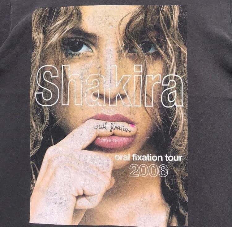 Band Tees RARE🔥 Shakira Tour 2006 Size US S / EU 44-46 / 1 - 3 Thumbnail