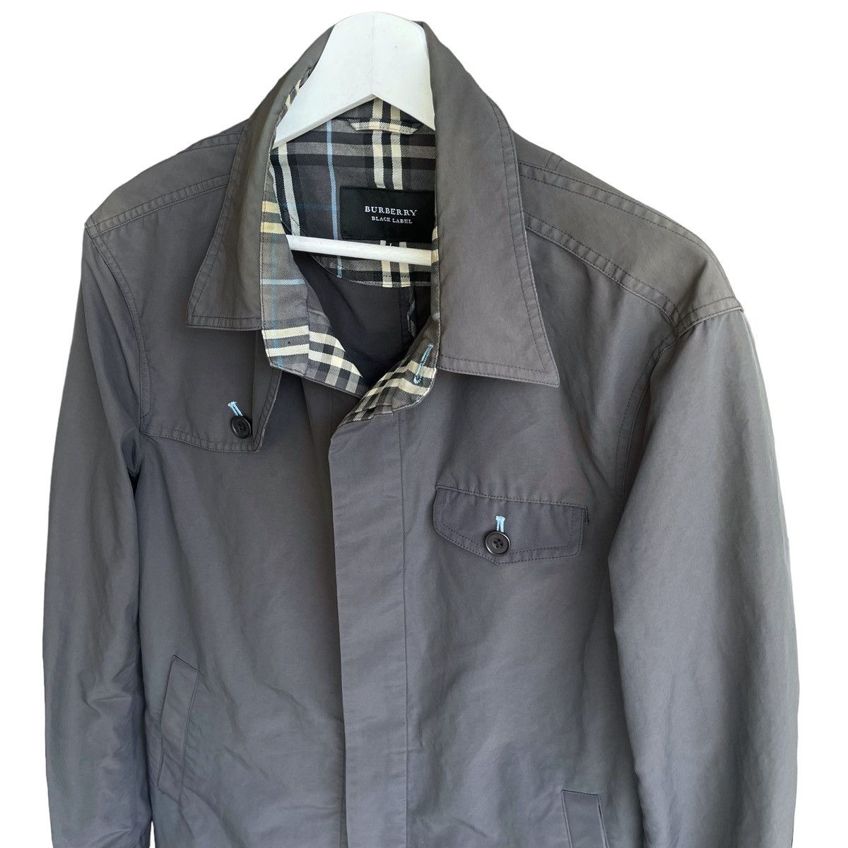 Burberry STEAL 💥 BURBERRY LIGHT BUTTON JACKET Size US L / EU 52-54 / 3 - 5 Thumbnail