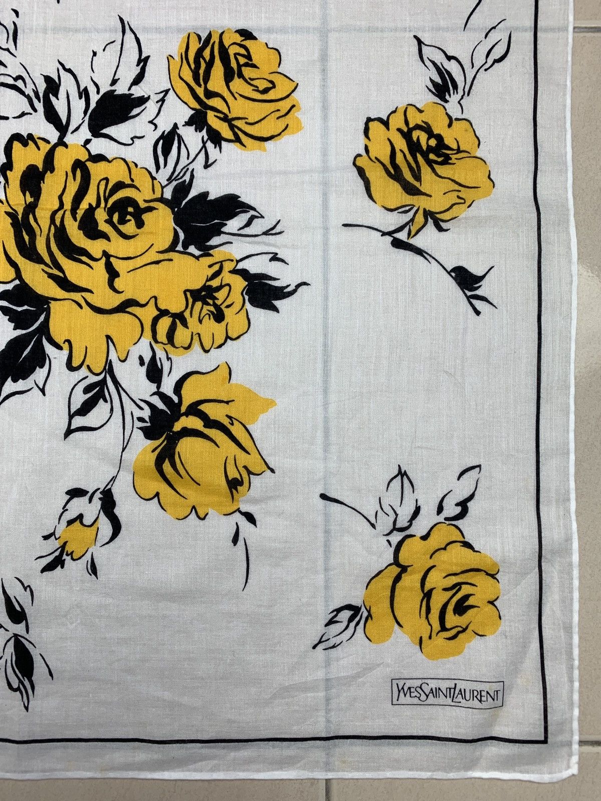 Yves Saint Laurent Yves Saint Laurent Handkerchief Pocketsquares Size ONE SIZE - 4 Thumbnail