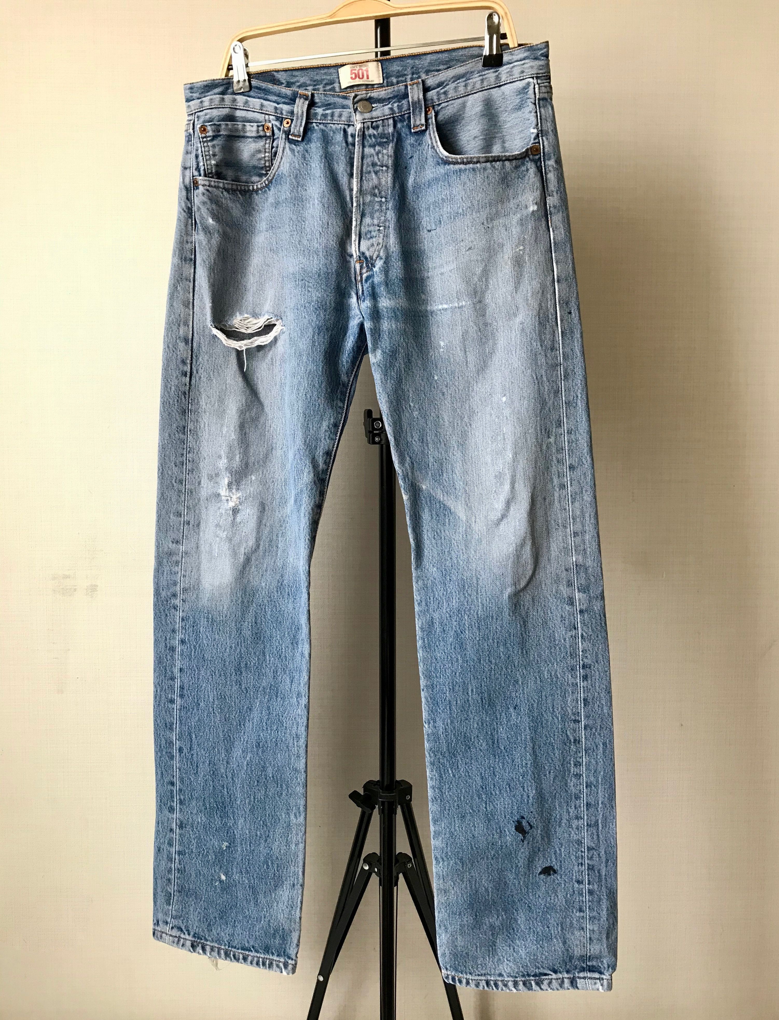 Levi's Vintage Clothing Levi's 501 Vintage Faded Worn Denim Jeans Pants Size US 34 / EU 50 - 14 Thumbnail