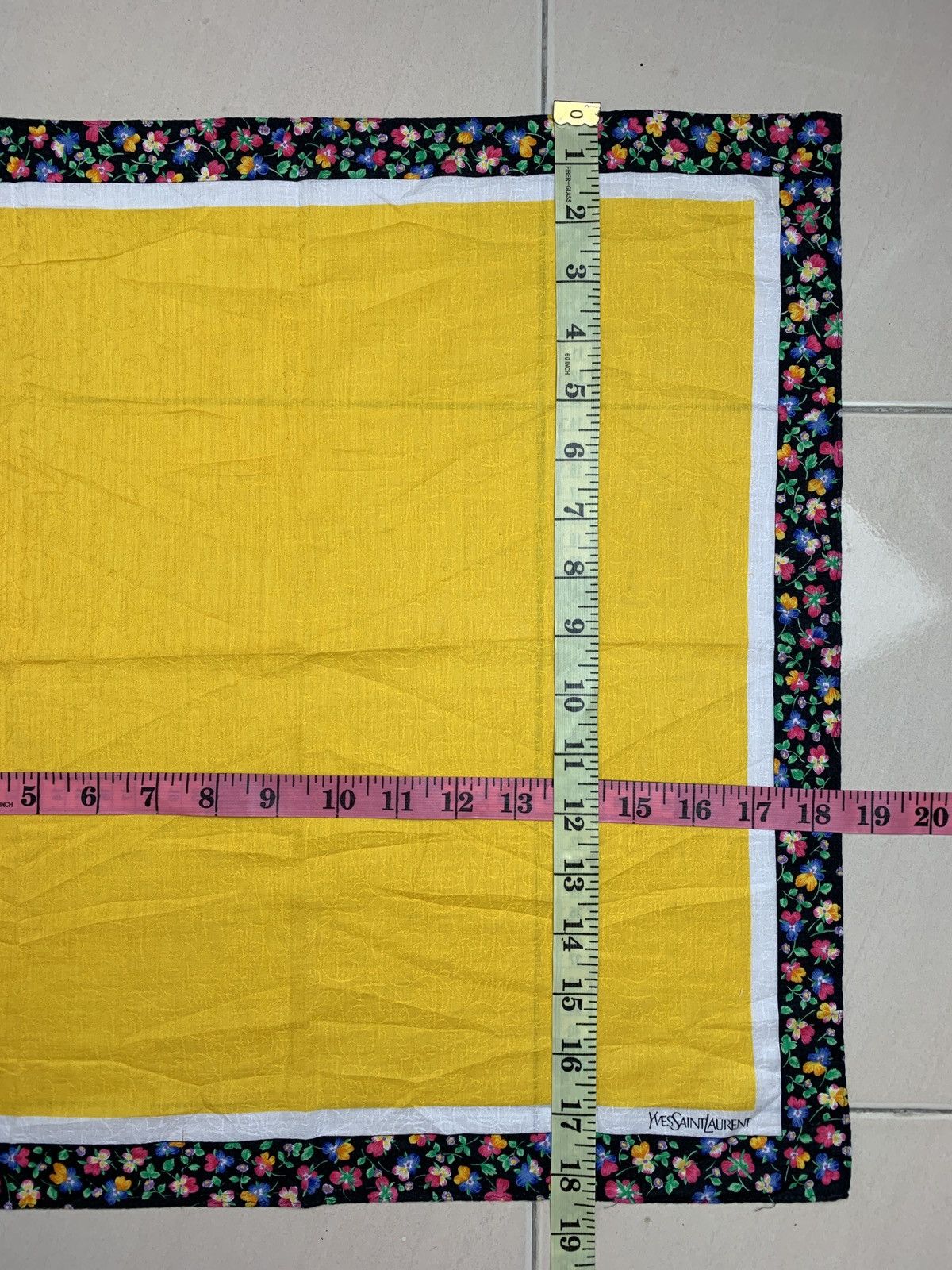 Designer Yves Saint Laurent Handkerchief Pocketsquares Size ONE SIZE - 8 Thumbnail