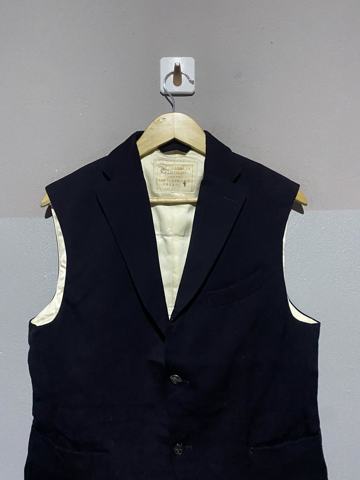 Japanese Brand 🔥SALE🔥THE FRANKLIN TAILORED MADE IN JAPAN VEST Size US L / EU 52-54 / 3 - 5 Thumbnail