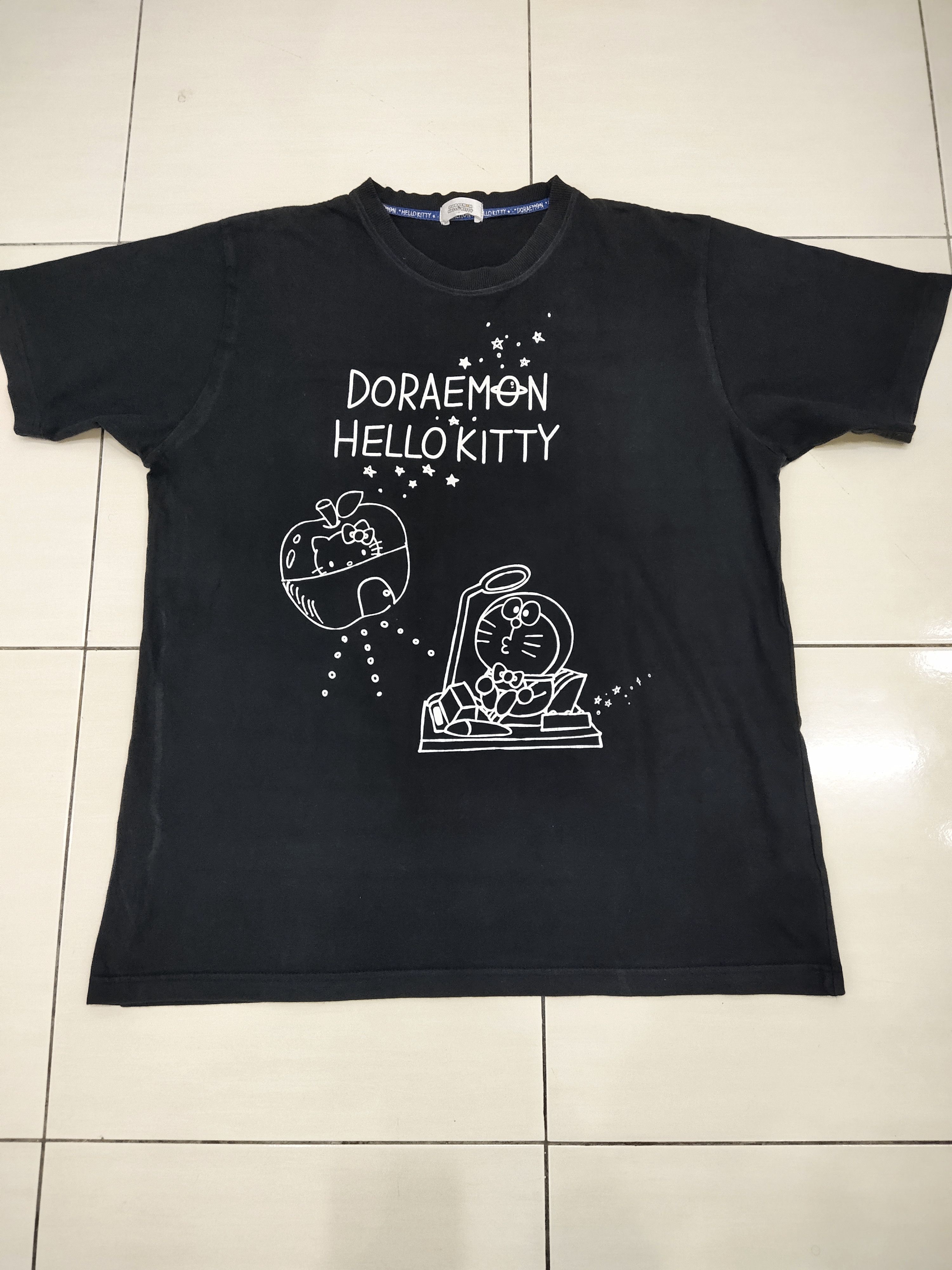 Vintage Very Rare!! Vintage Doraemon X Hello Kitty T-Shirt Size US L / EU 52-54 / 3 - 2 Thumbnail