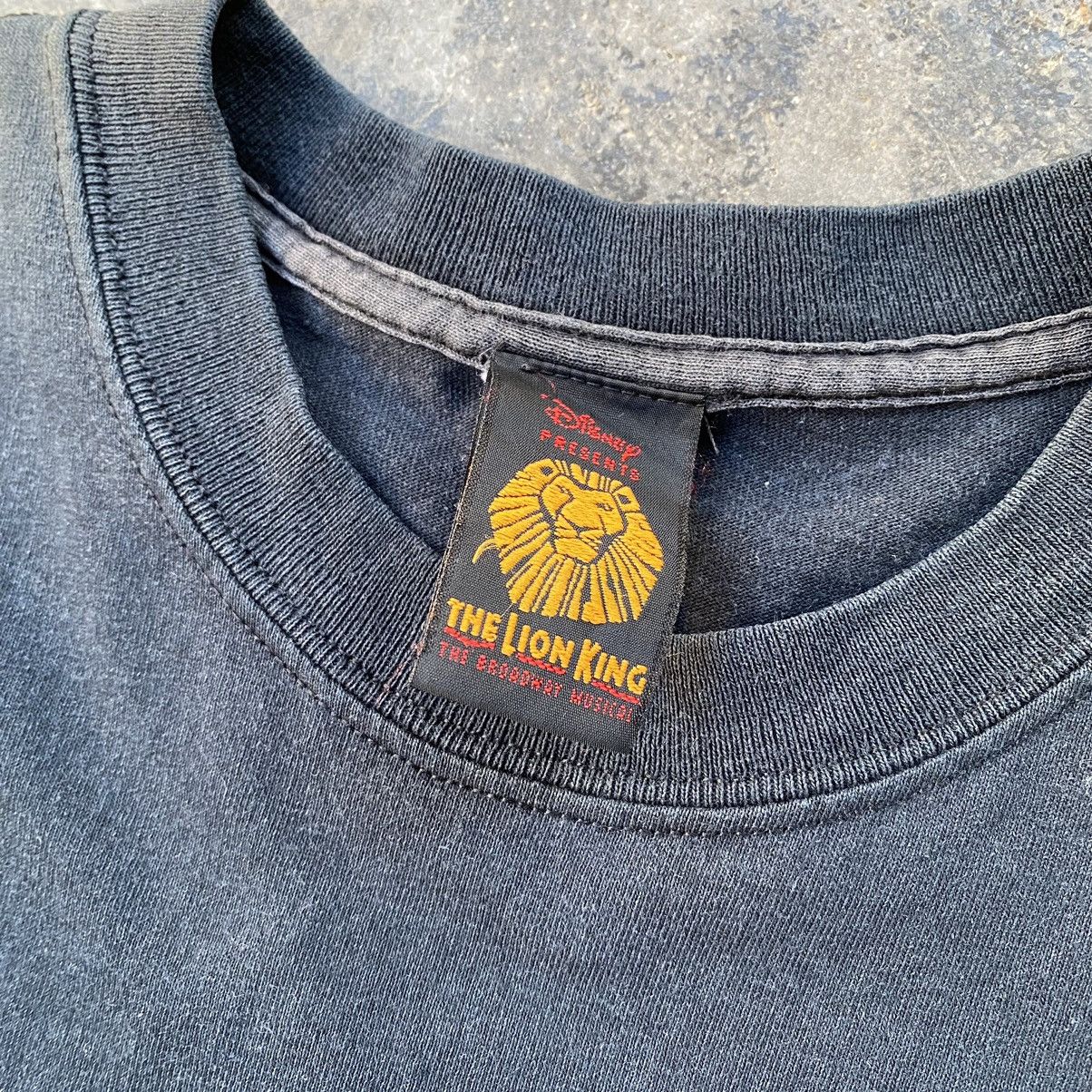 Disney Vintage Distressed Disney The Lion King Boston Tees Size US S / EU 44-46 / 1 - 5 Thumbnail