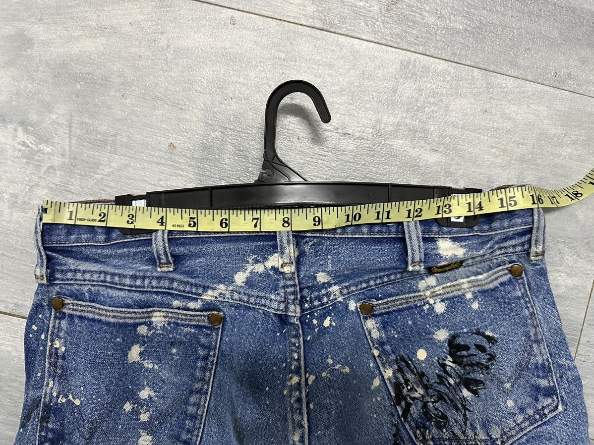 Wrangler 🔥VTG🔥 Distressed Wrangler Acid Washed Denim Shorts Size US 31 - 10 Thumbnail