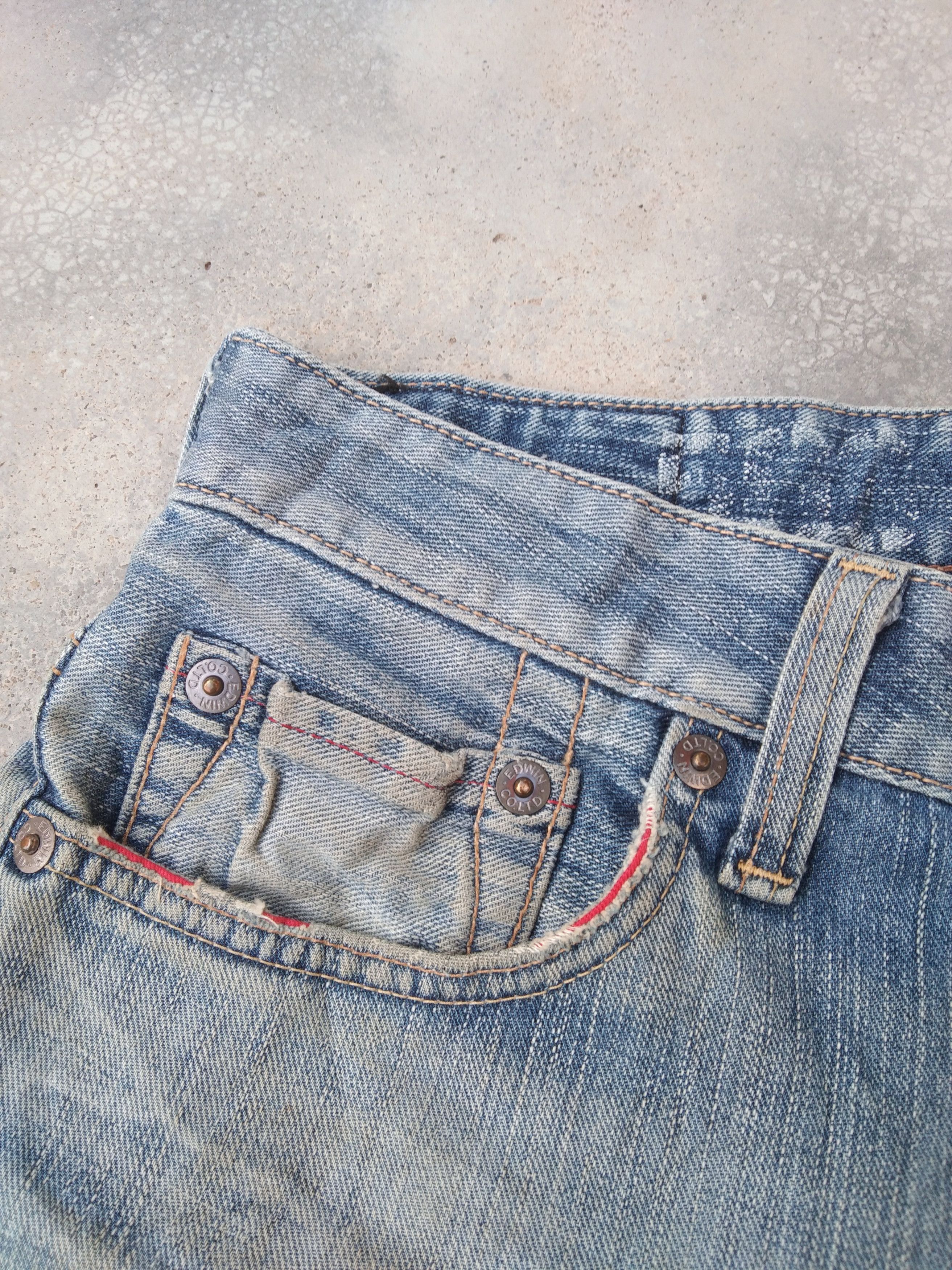 Japanese Brand Vintage Edwin 503 Faded Blue Straight Leg Distressed Jeans Size US 28 / EU 44 - 6 Thumbnail