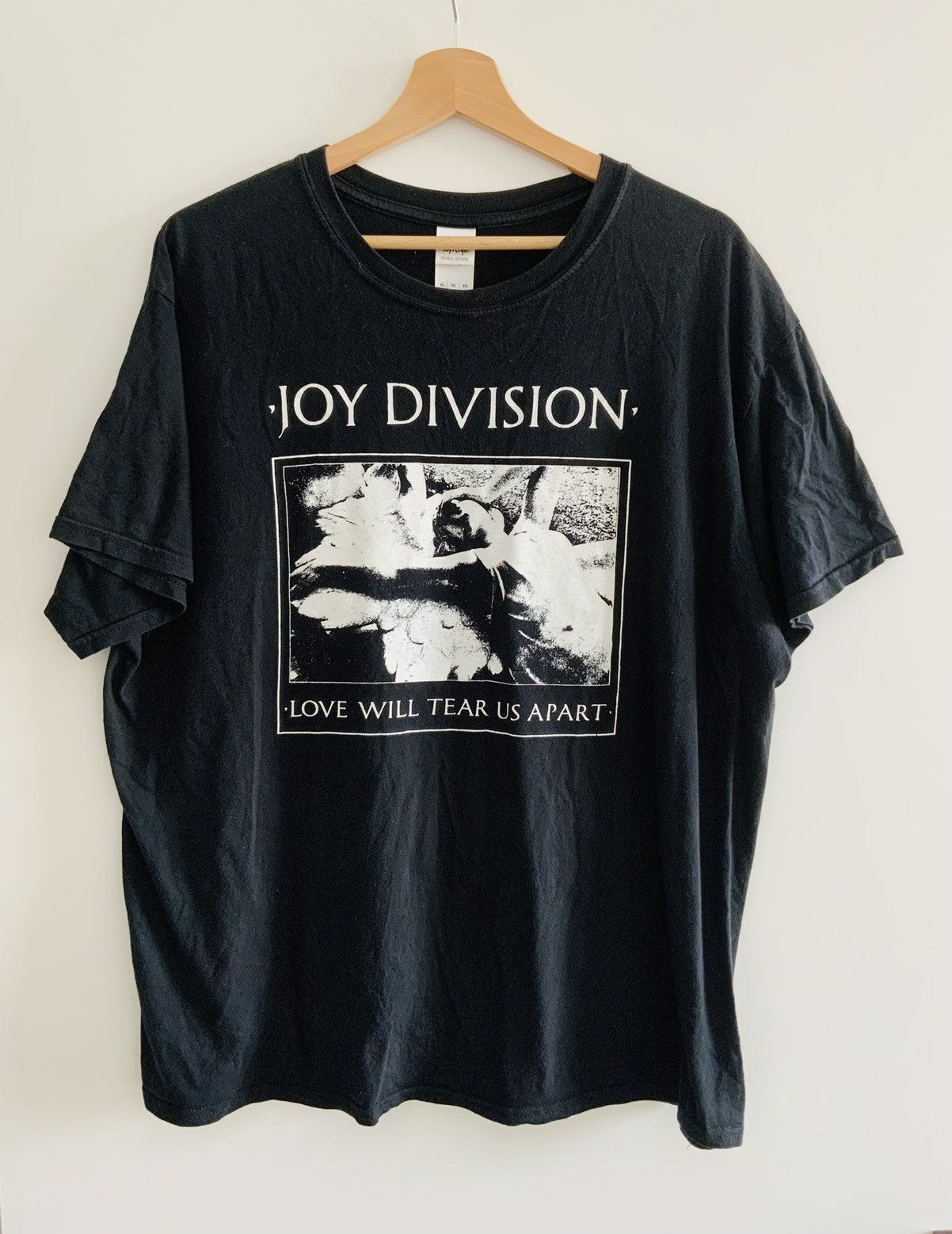 Camiseta Joy Division Tear Us Apart (Dip-Dye) Tie Dye Para Hombre, Color Negro