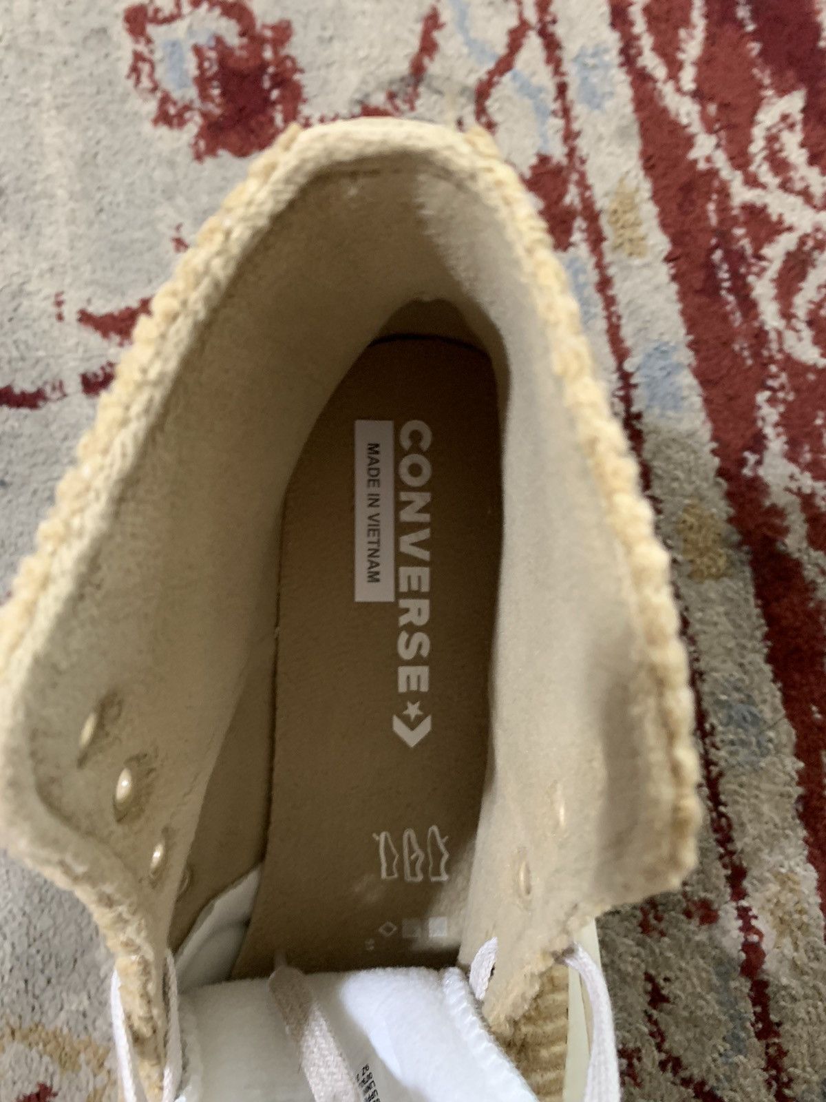 Velour Run Star Hi top sneakers NWOB