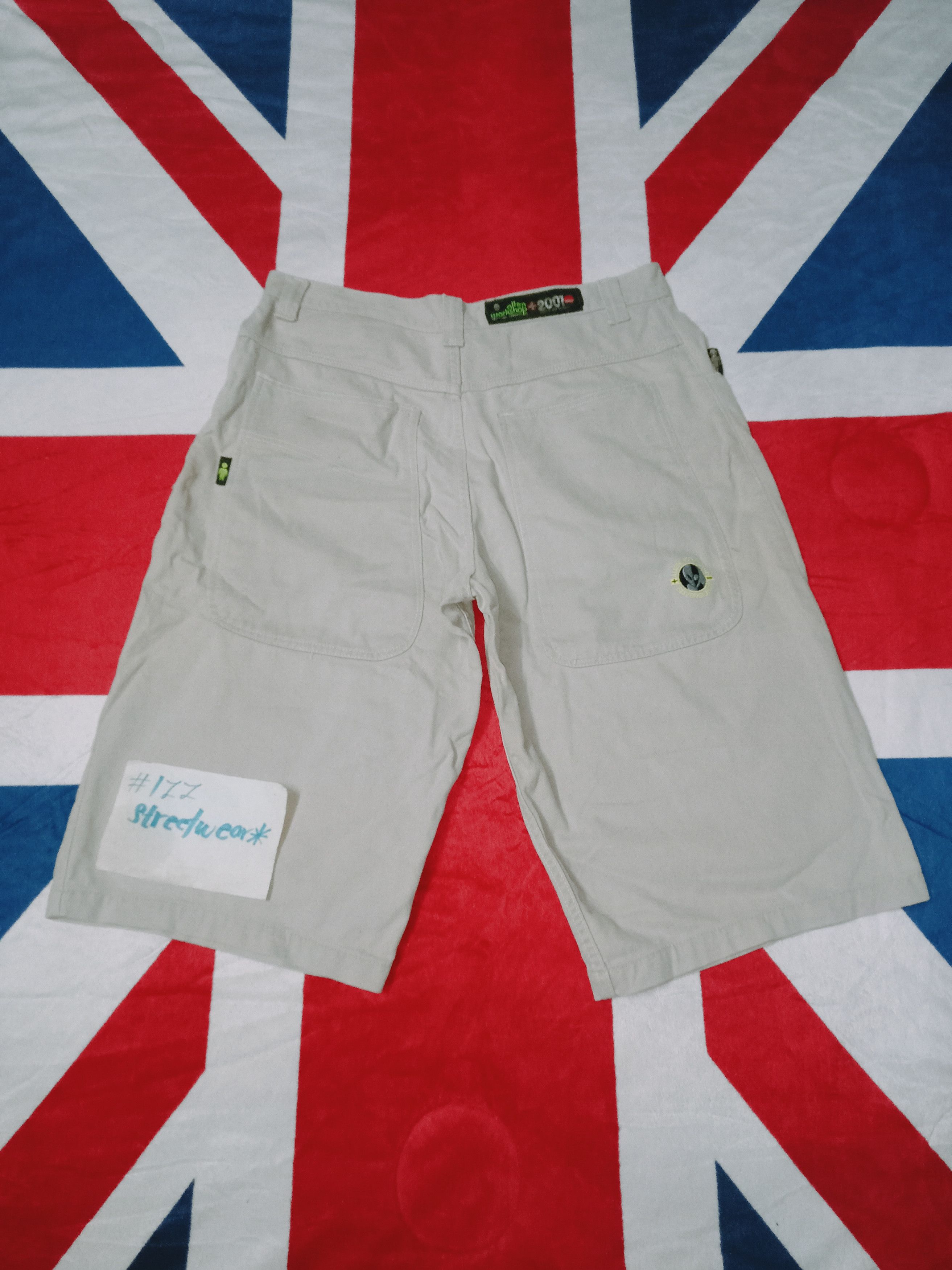 Vintage Alien Workshop 👽 Short Pants