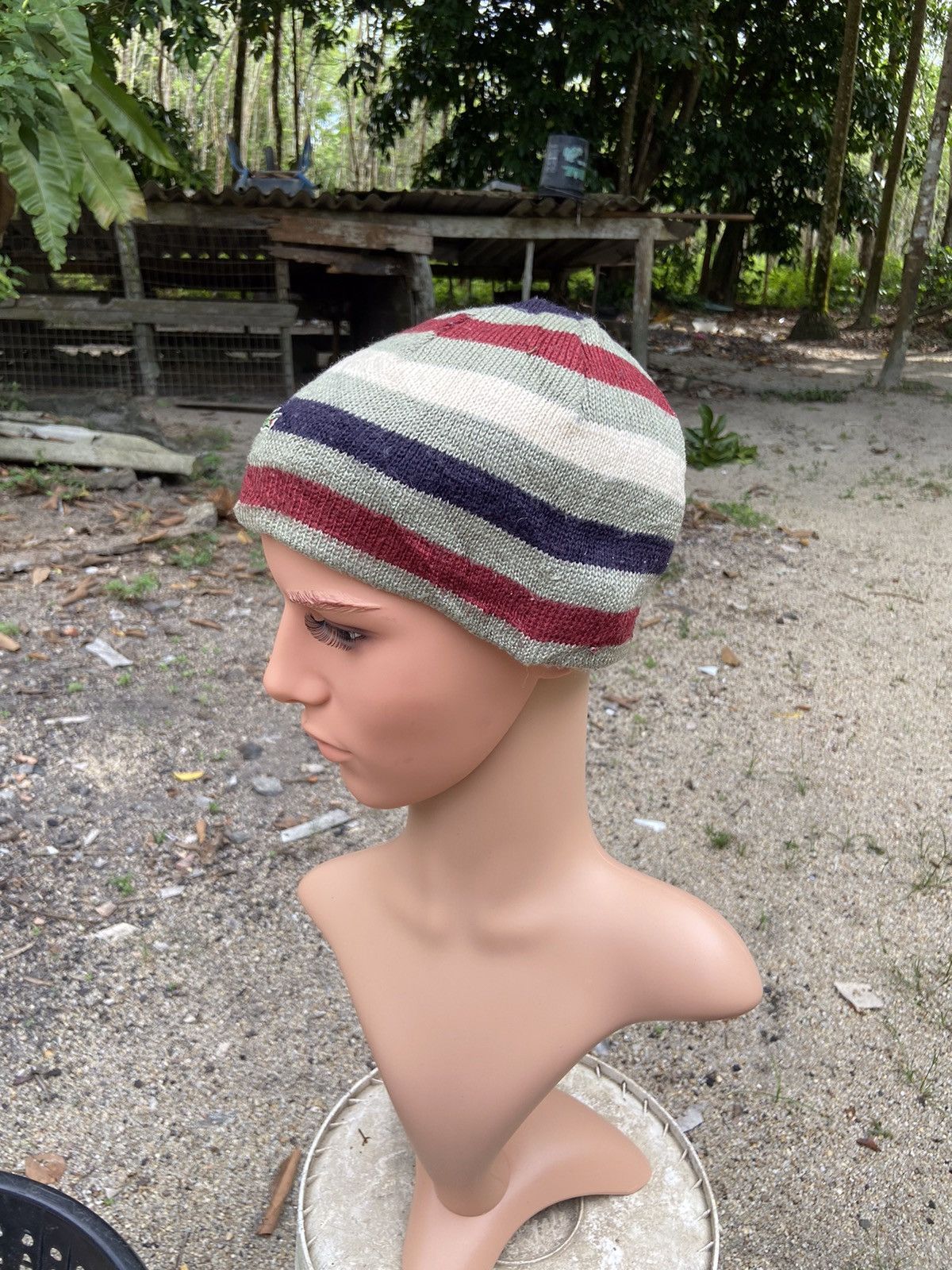 Lacoste Vintage Lacoste Stripe Beanie Hat Size ONE SIZE - 2 Thumbnail