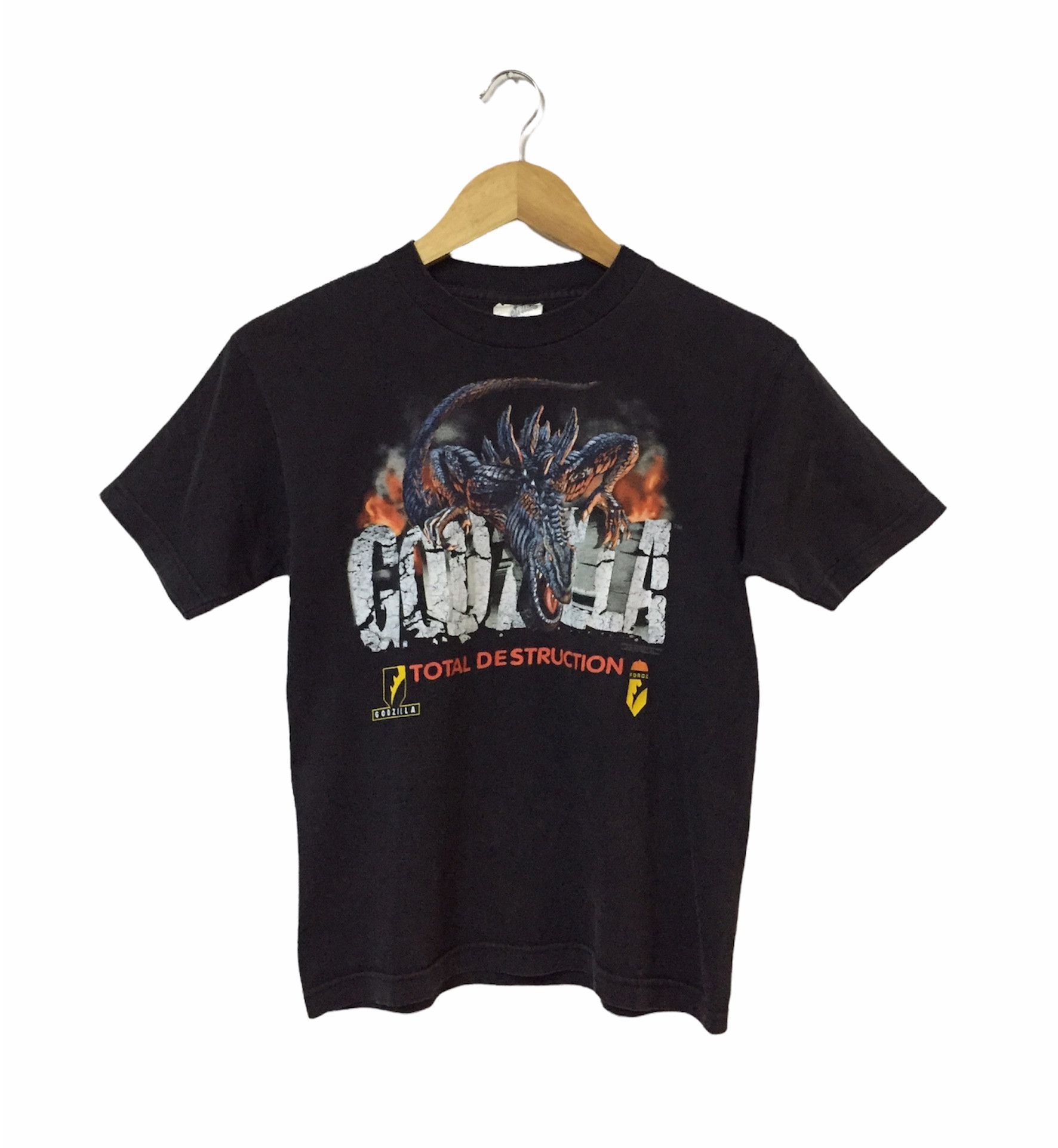 Vintage VINTAGE 90s GODZILLA AMERICAN MONSTER ACTION MOVIE TSHIRT Size US S / EU 44-46 / 1 - 1 Thumbnail