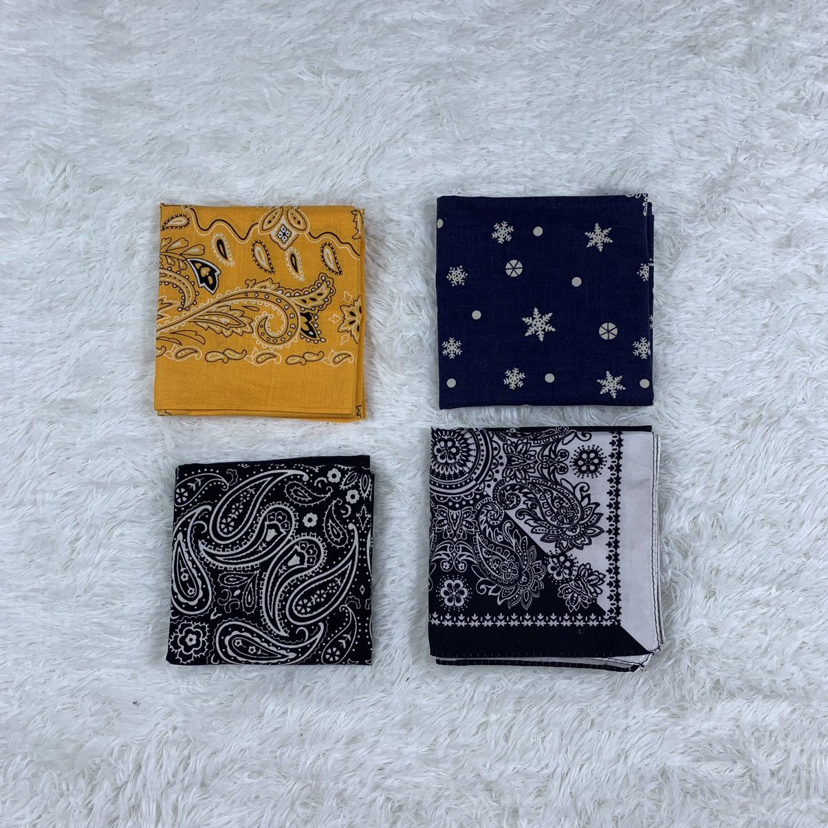 Japanese Brand × Vintage BANDANA HANDKERCHIEF combo 4 pieces Size ONE SIZE - 1 Thumbnail