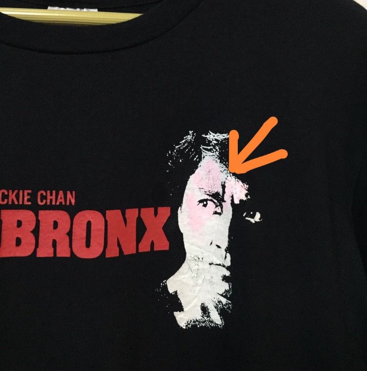 Vintage VINTAGE 90s RUMBLE IN THE BRONX JACKIE CHAN MOVIE TSHIRT Size US L / EU 52-54 / 3 - 7 Thumbnail