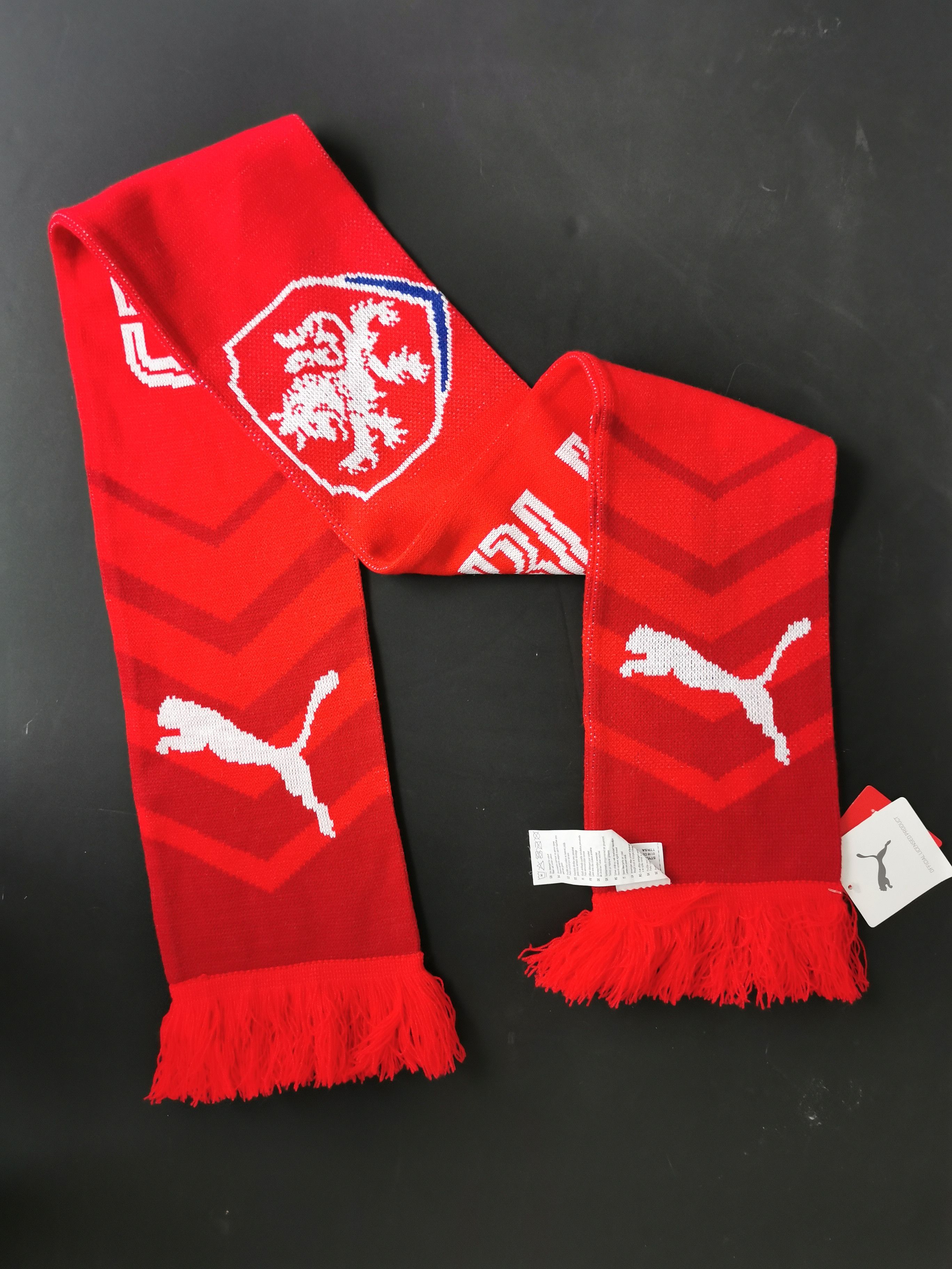 Puma Puma Czech Republic football scarf fan OS unisex BNWT Size ONE SIZE - 4 Thumbnail