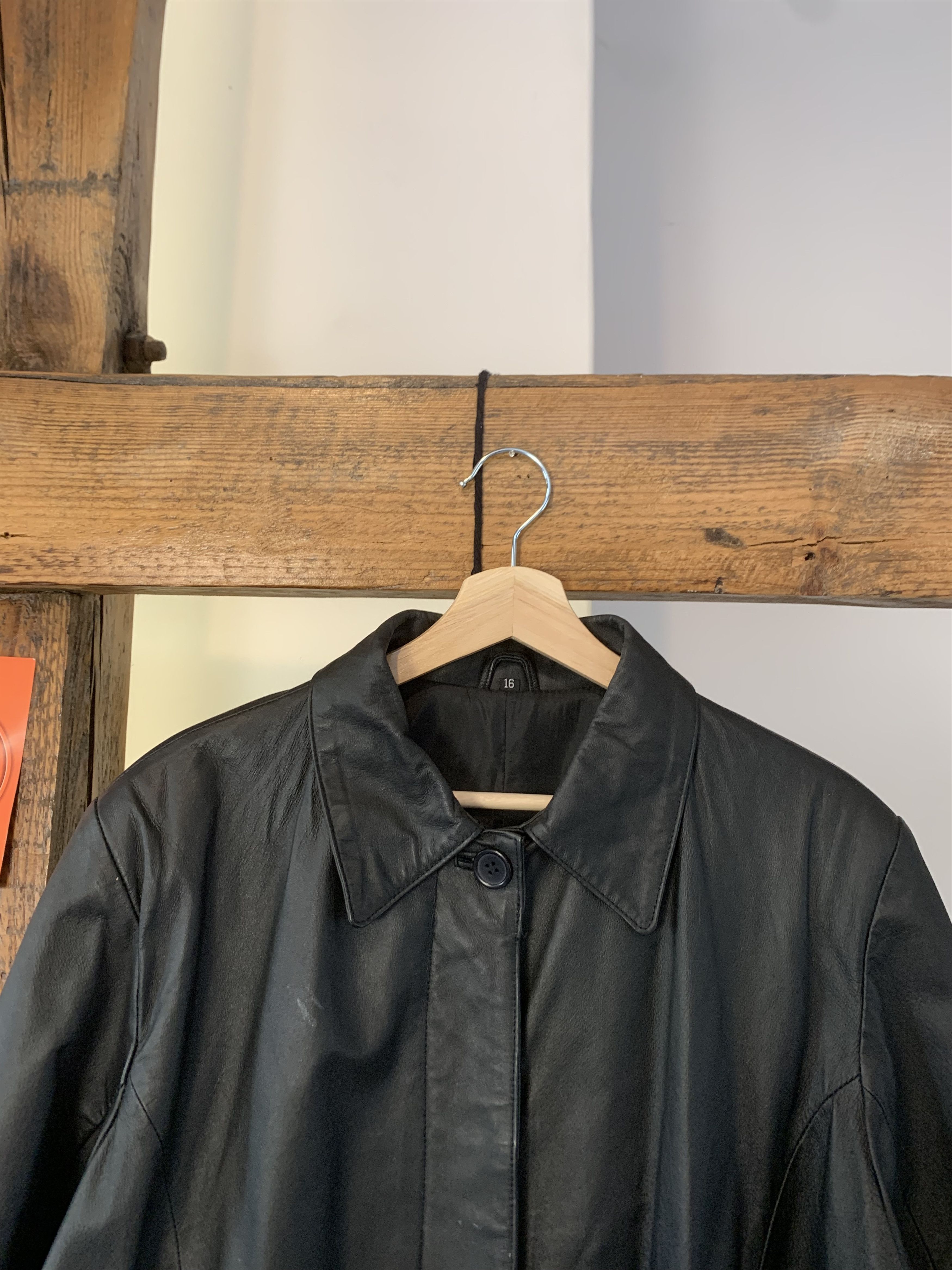 Genuine Leather × Japanese Brand × Vintage Postal Style Genuine Long Leather Coat Matrix Space Cowboy Size US L / EU 52-54 / 3 - 4 Thumbnail