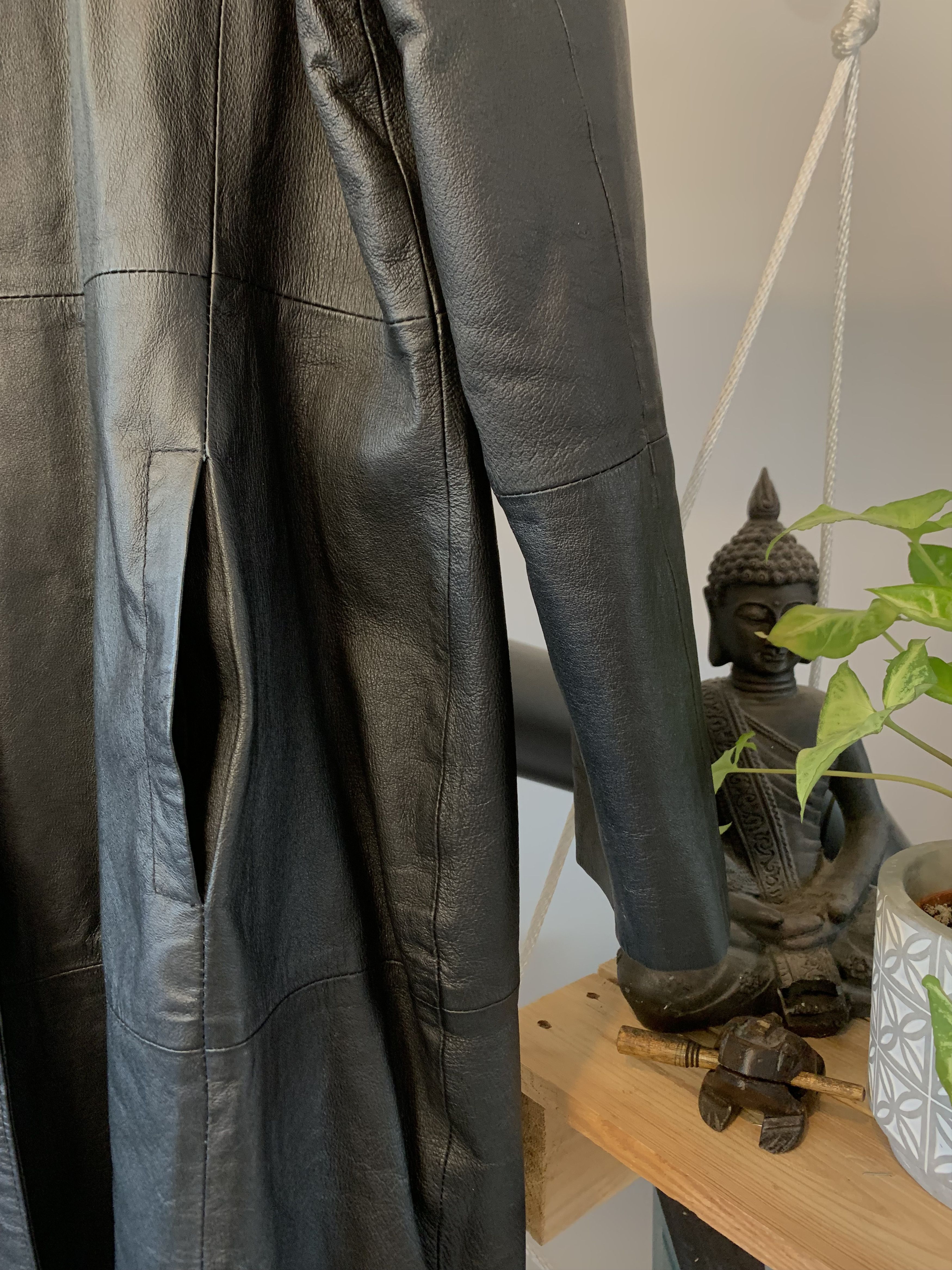 Genuine Leather × Japanese Brand × Vintage Postal Style Genuine Long Leather Coat Matrix Space Cowboy Size US L / EU 52-54 / 3 - 9 Thumbnail