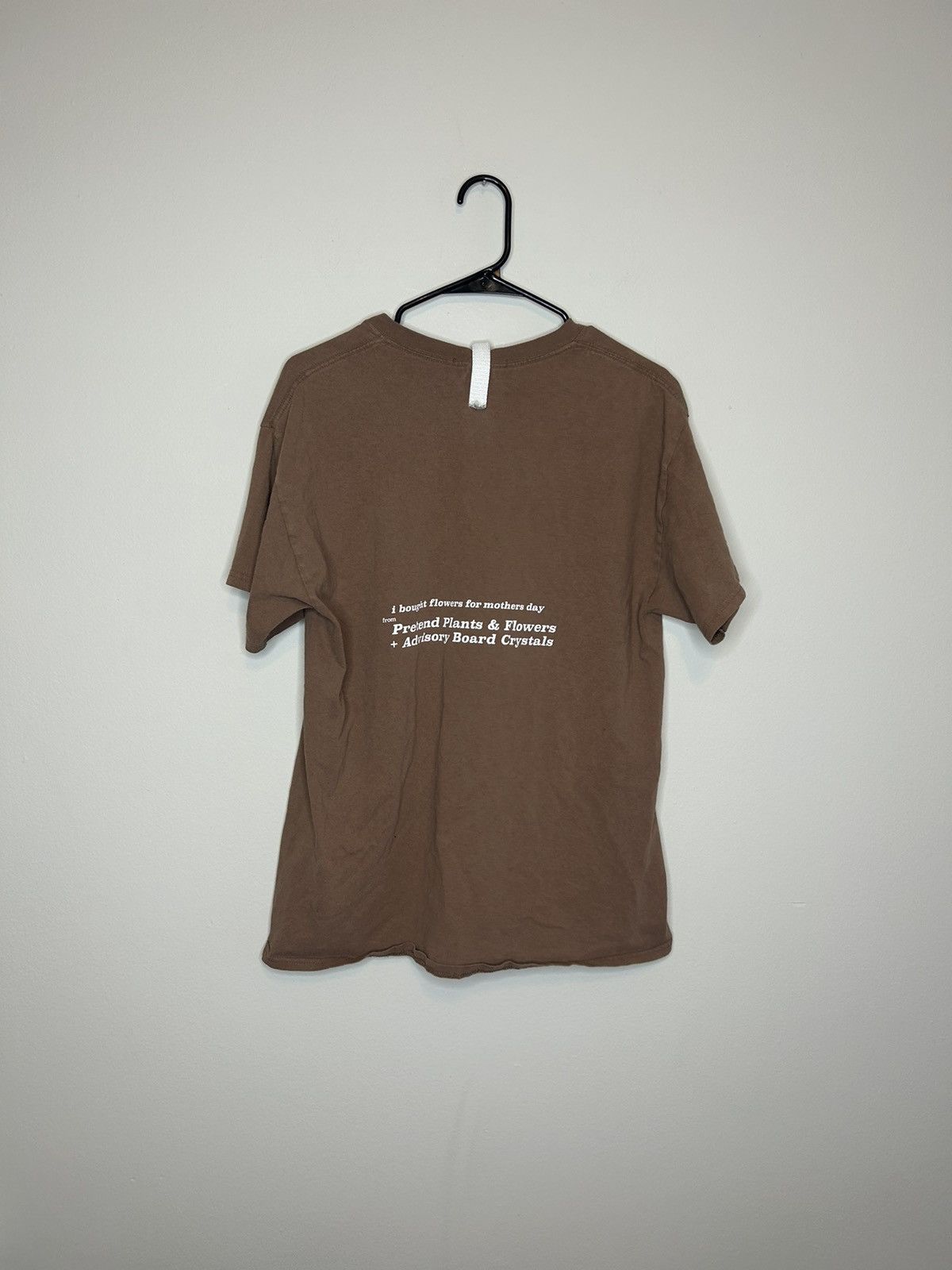 Advisory Board Crystals Mother’s Day tee Size US M / EU 48-50 / 2 - 2 Thumbnail