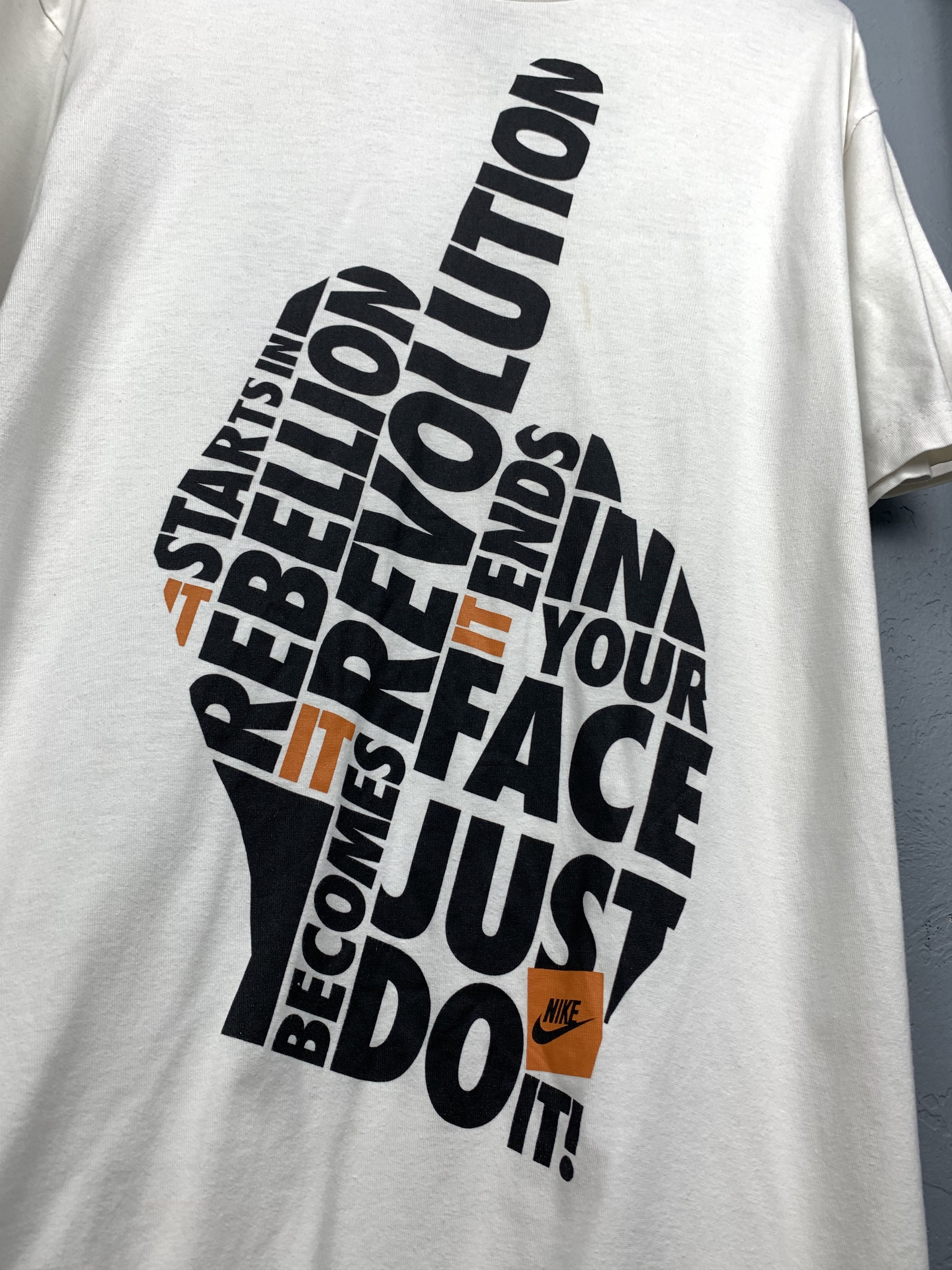 Nike × Vintage Nike Vintage Mens T-Shirt Tee Size US XL / EU 56 / 4 - 2 Thumbnail