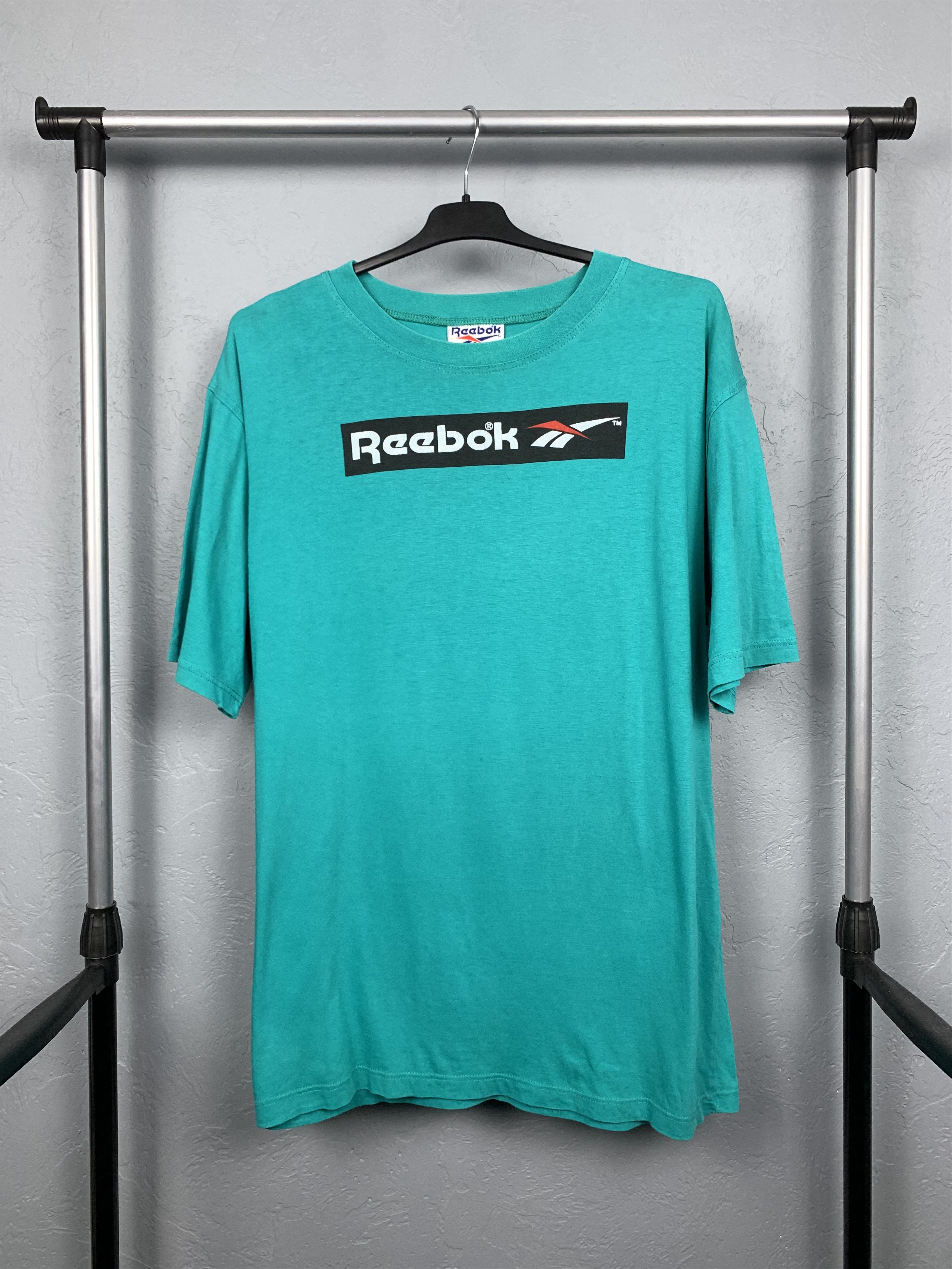 Reebok × Vintage Reebok Vintage Mens T-Shirt Size US L / EU 52-54 / 3 - 1 Thumbnail