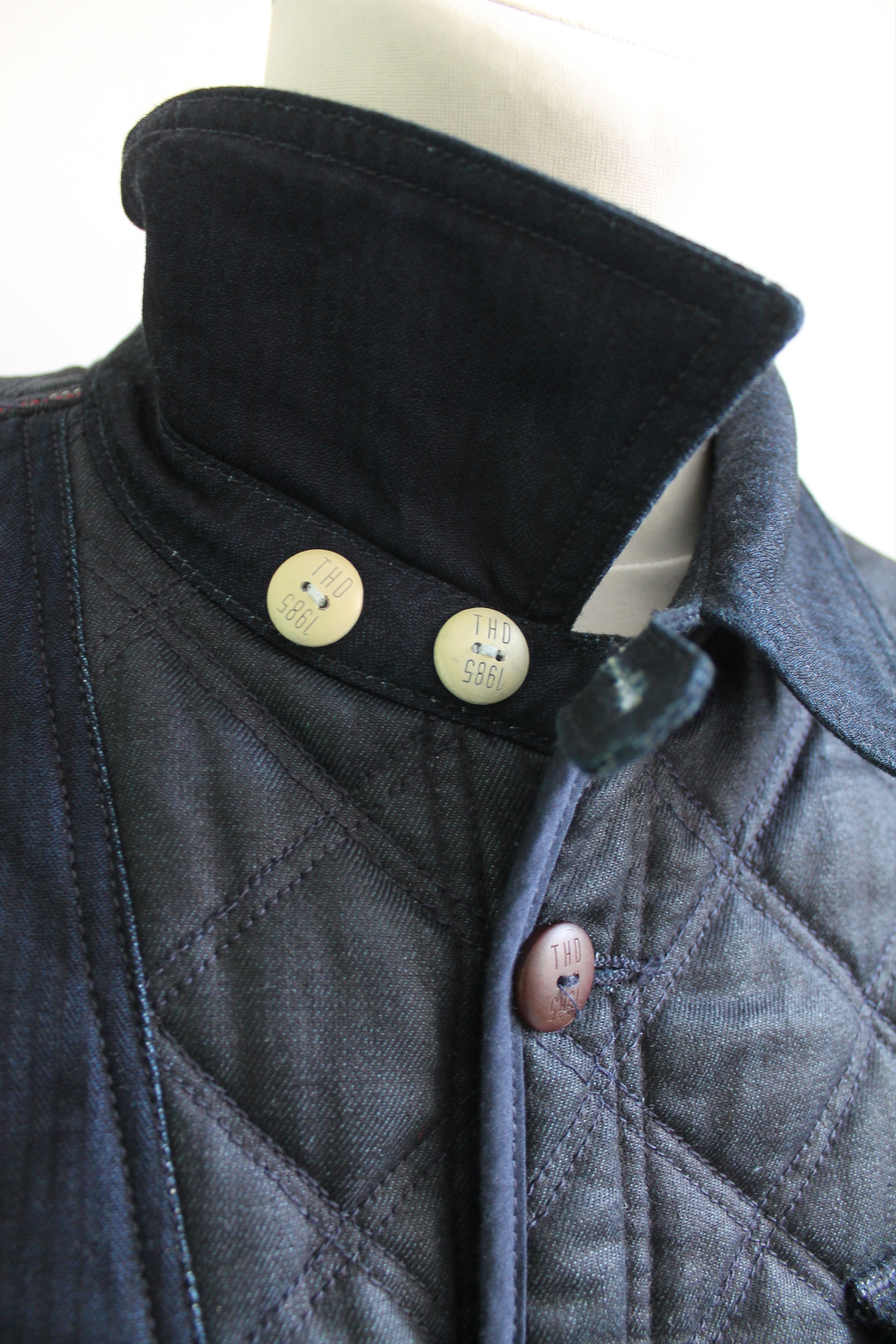 Tommy Hilfiger Tommy Hilfiger Quilted Navy Blue Coated Denim Jacket Size US XL / EU 56 / 4 - 15 Thumbnail