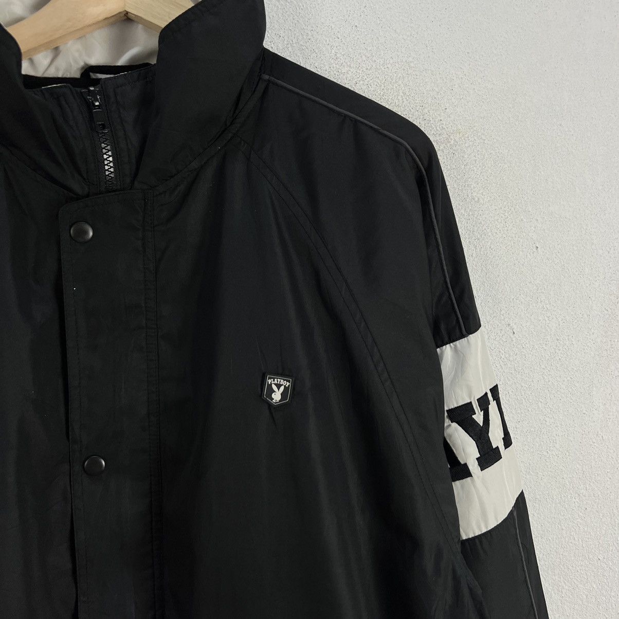 Japanese Brand VINTAGE ZIPPER JACKET BIG LOGO PLAYBOY JAPAN Size US L / EU 52-54 / 3 - 3 Thumbnail