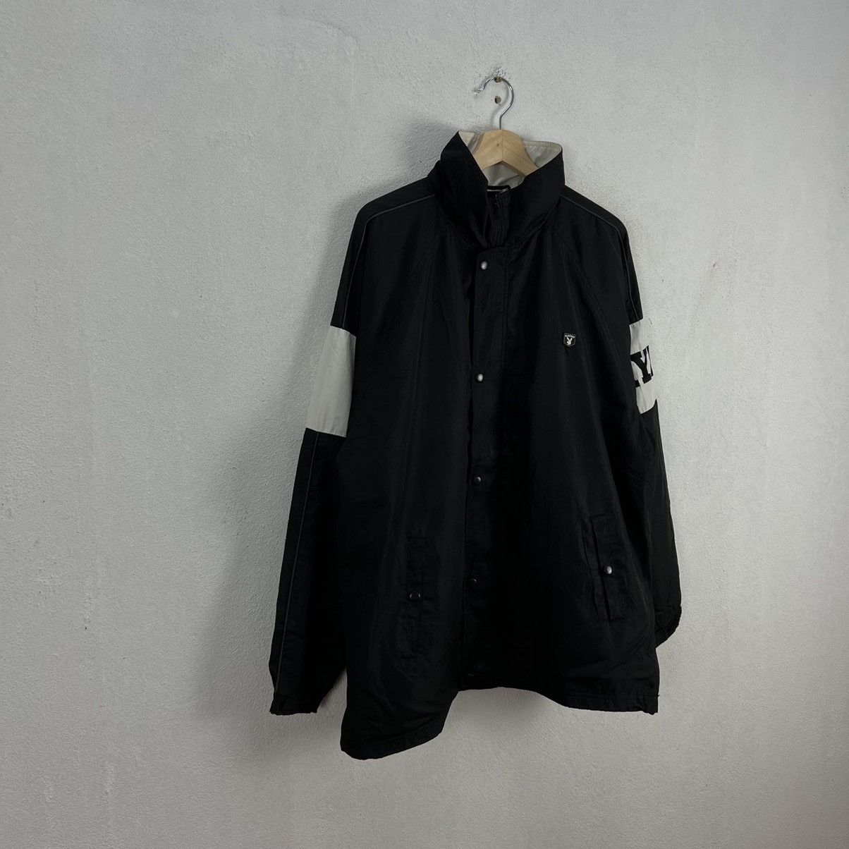 Japanese Brand VINTAGE ZIPPER JACKET BIG LOGO PLAYBOY JAPAN Size US L / EU 52-54 / 3 - 2 Thumbnail