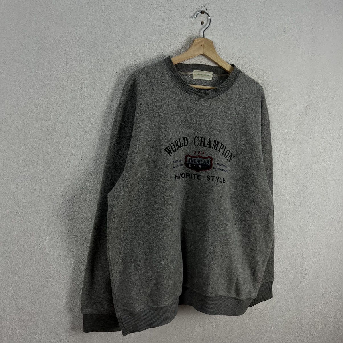 Japanese Brand VINTAGE SWEATSHIRT WORLD CHAMPION USA BIG LOGO Size US L / EU 52-54 / 3 - 2 Thumbnail