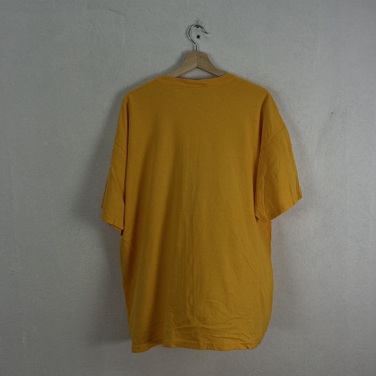 Vintage VINTAGE GILDAN TEE BIG LOGO FIT FOR A KING Size US XL / EU 56 / 4 - 8 Thumbnail