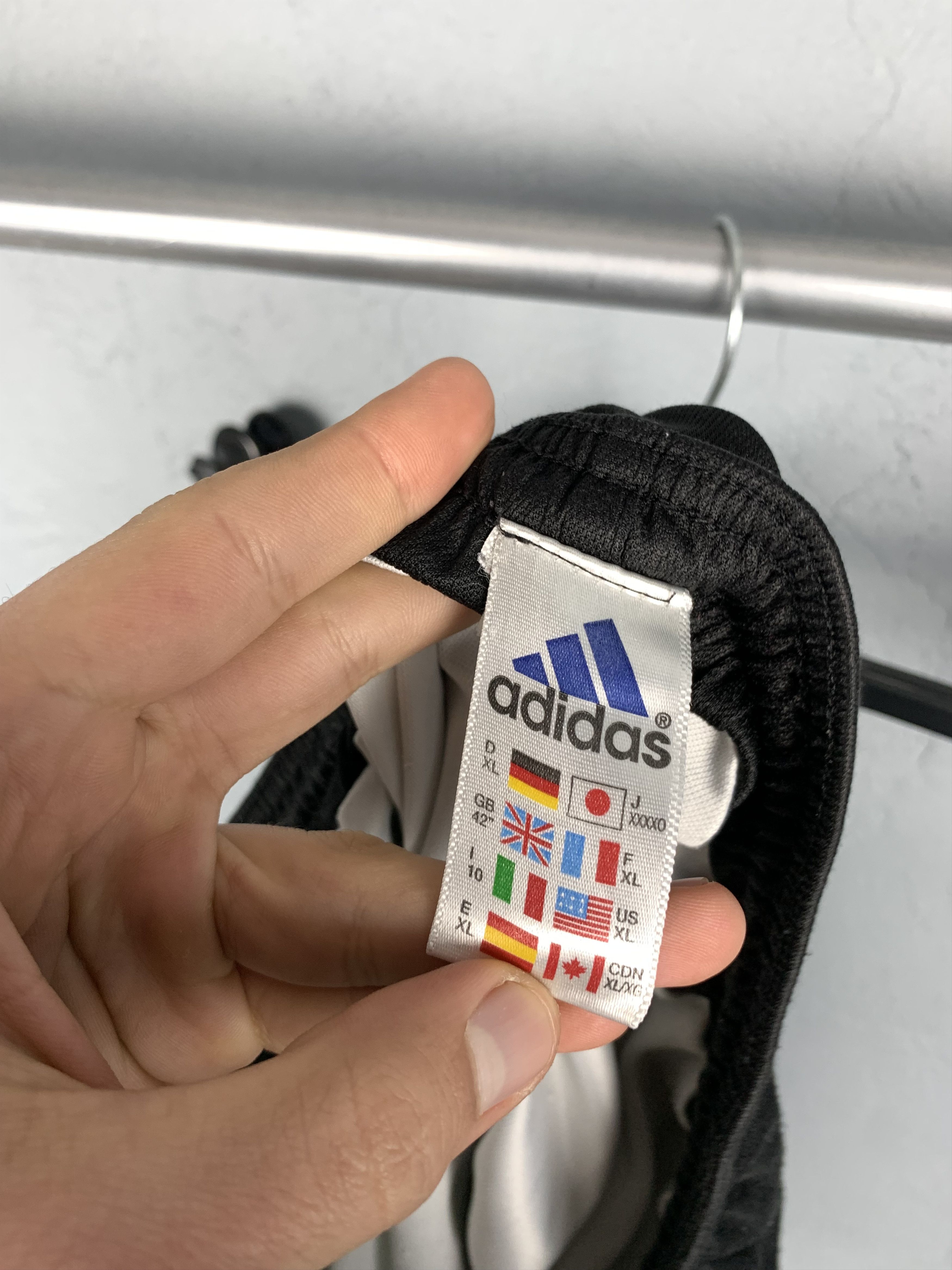 Adidas × Vintage Adidas Equipment Vintage Mens Shorts Size US 36 / EU 52 - 9 Thumbnail