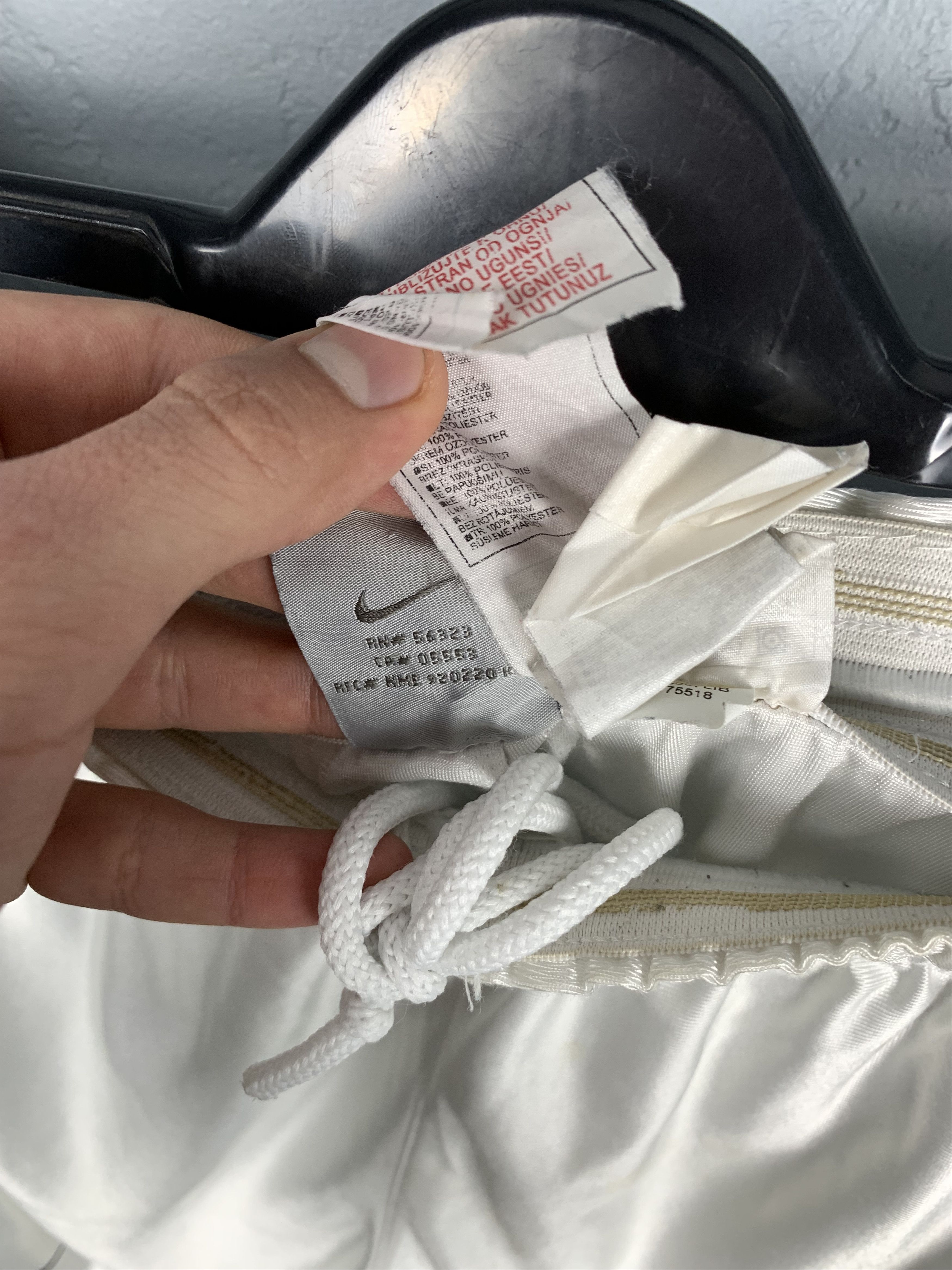 Nike × Vintage Vintage Nike Mens Basketball Shorts Y2K Size US 34 / EU 50 - 7 Thumbnail