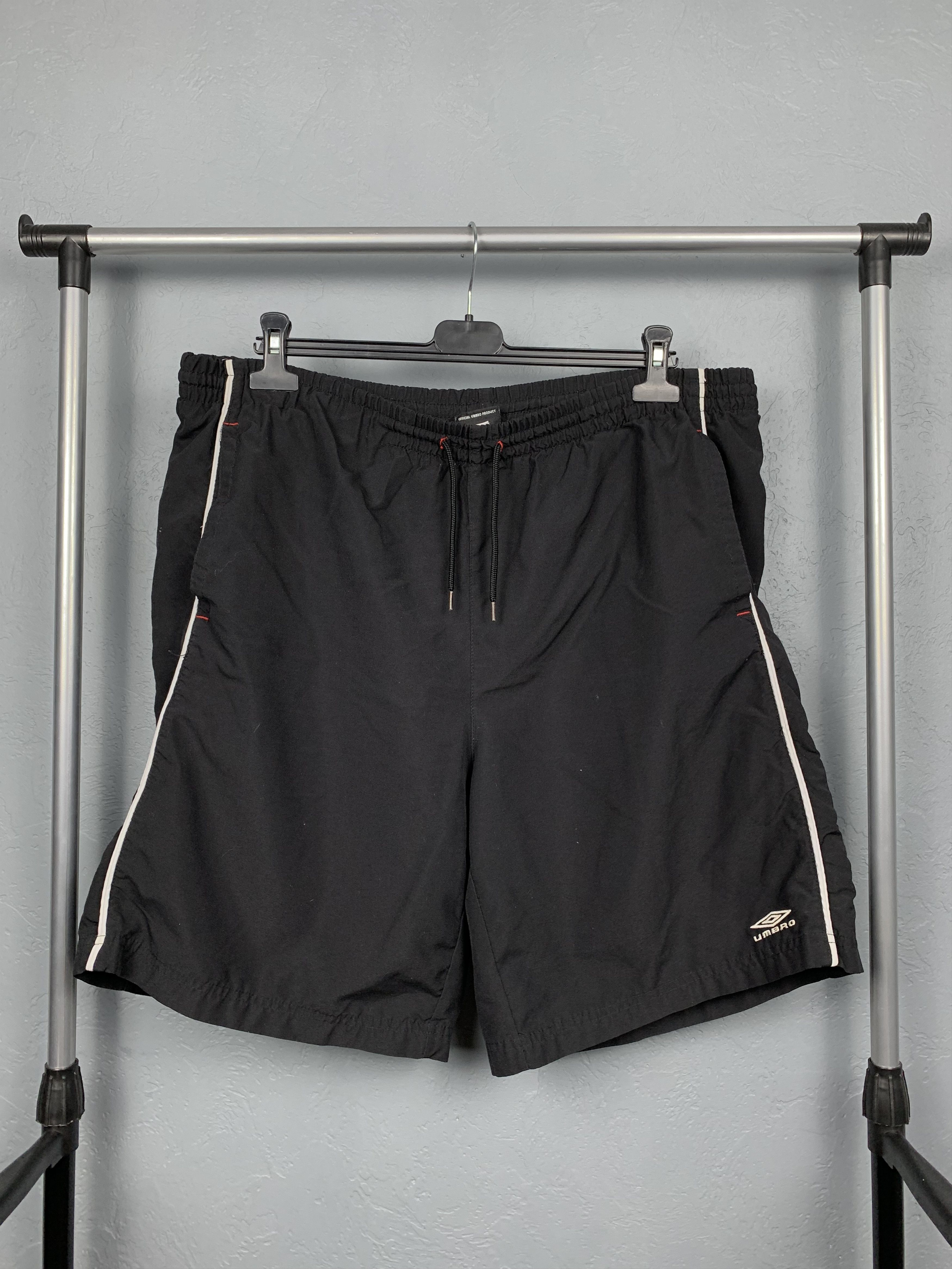 Umbro Umbro Vintage Mens Nylon Shorts Size US 36 / EU 52 - 1 Thumbnail
