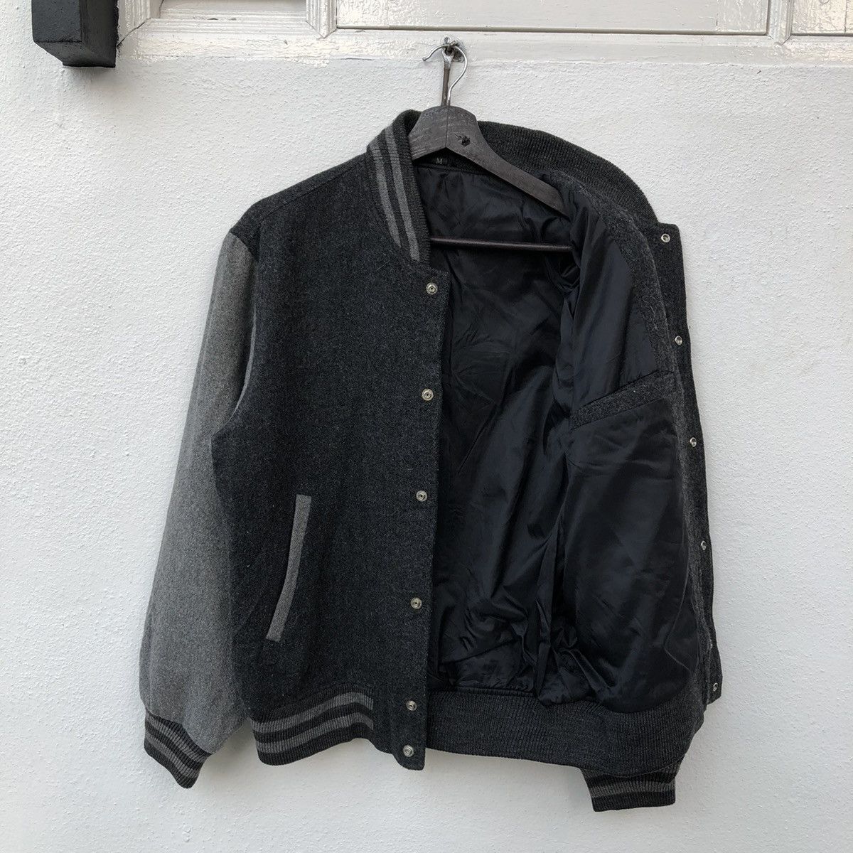 Japanese Brand VINTAGE VARSITT JACKET JAPANESE BRAND PLAIN Size US M / EU 48-50 / 2 - 8 Thumbnail